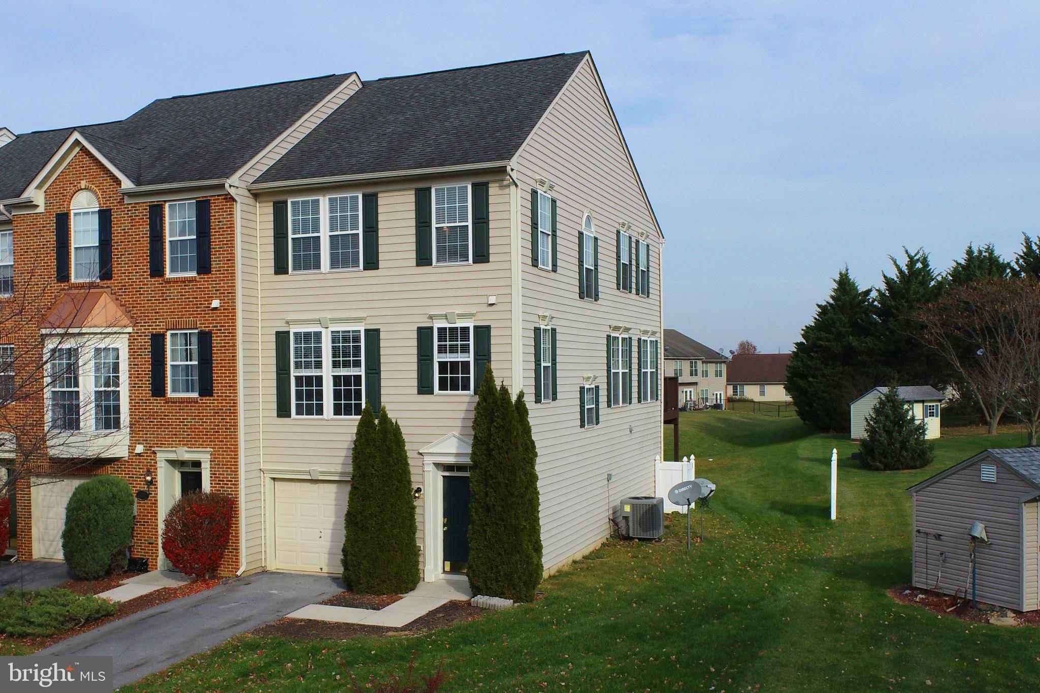 Chambersburg, PA 17201,331 LANTERN LN