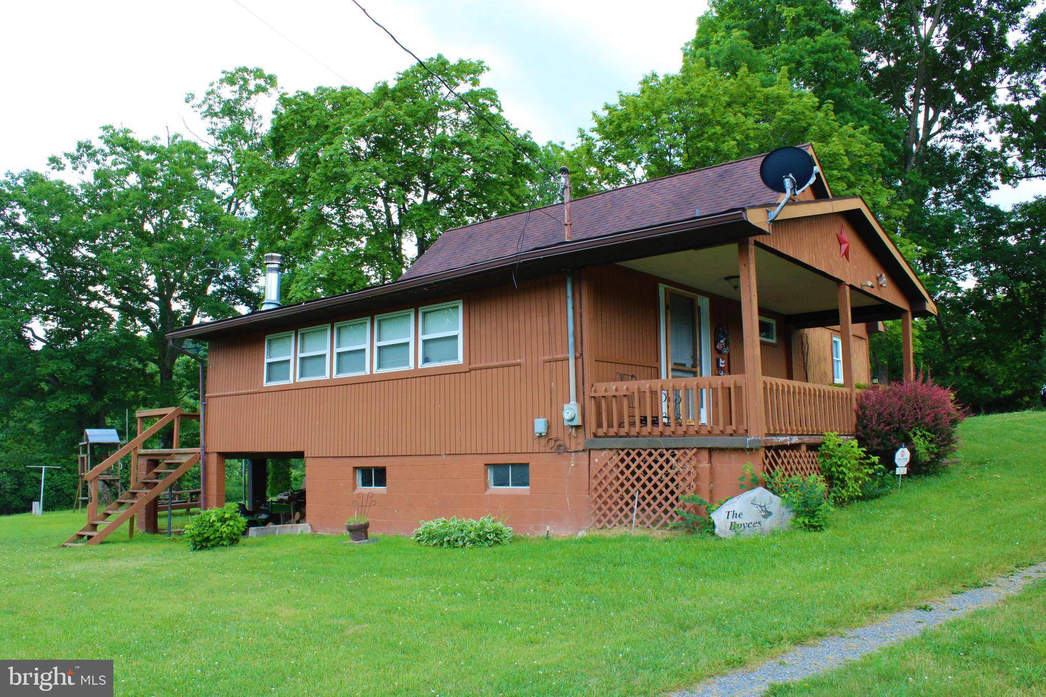 Springfield, WV 26763,309 COTTAGE LN