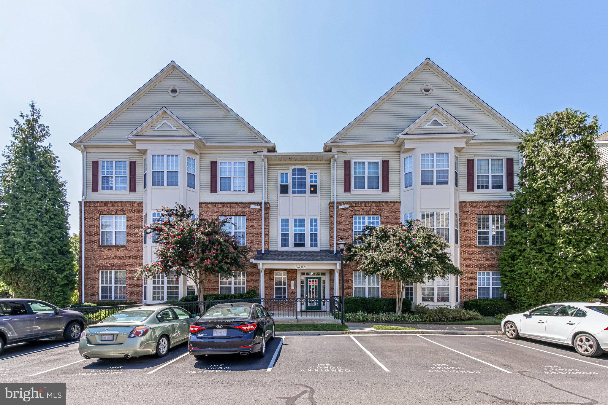 Alexandria, VA 22312,6491 CHEYENNE DR #103