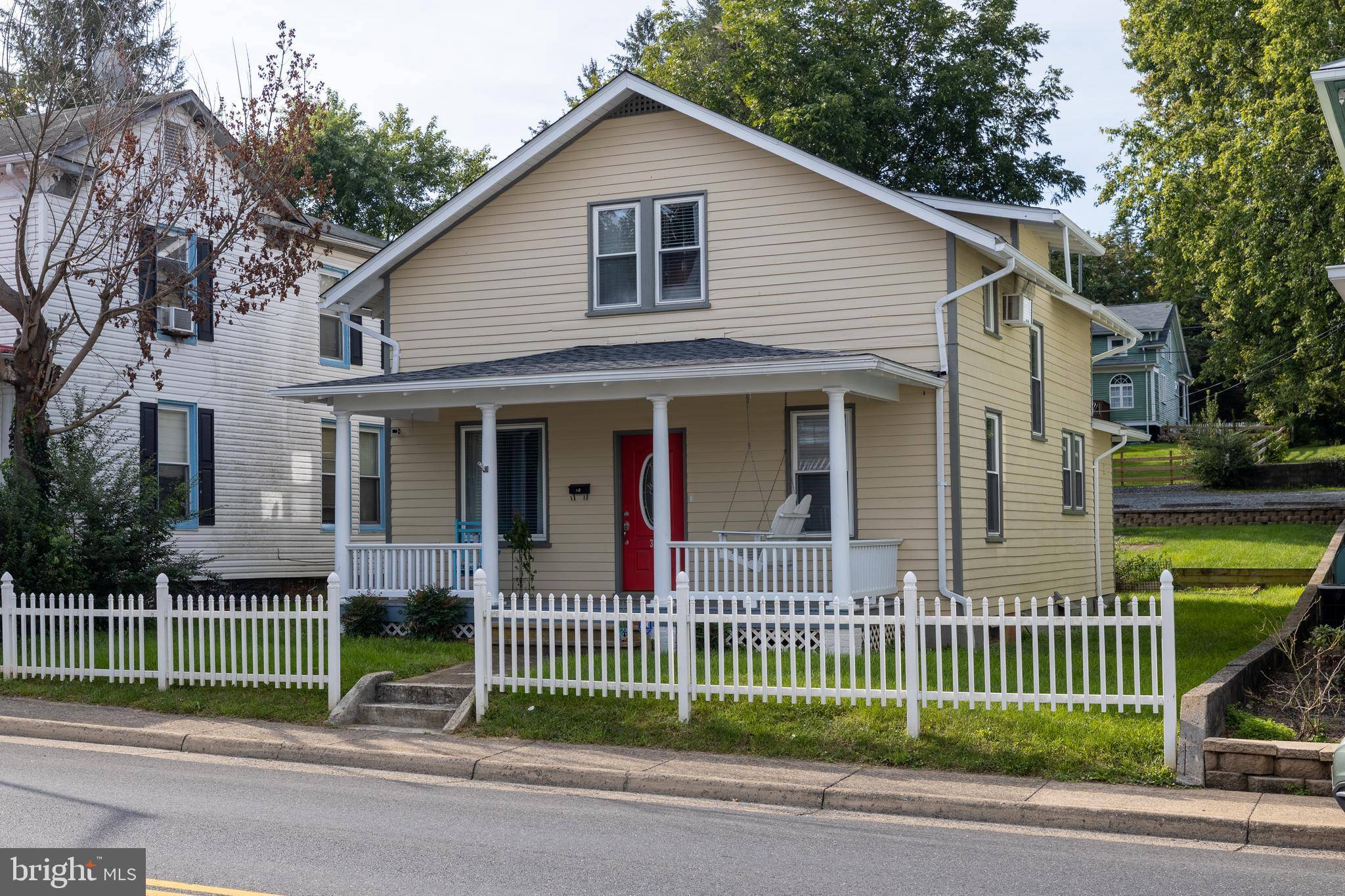 Luray, VA 22835,316 E MAIN ST