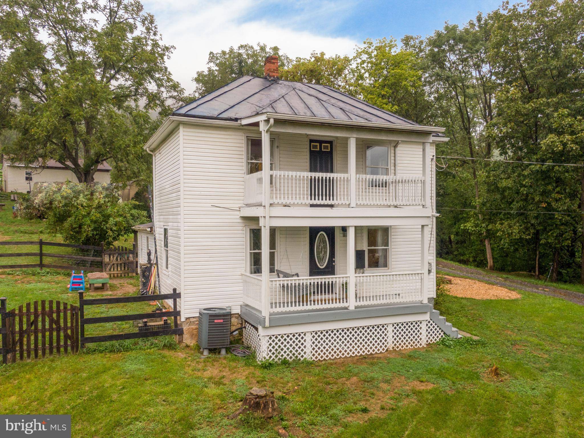 Capon Bridge, WV 26711,36 JASPER LN