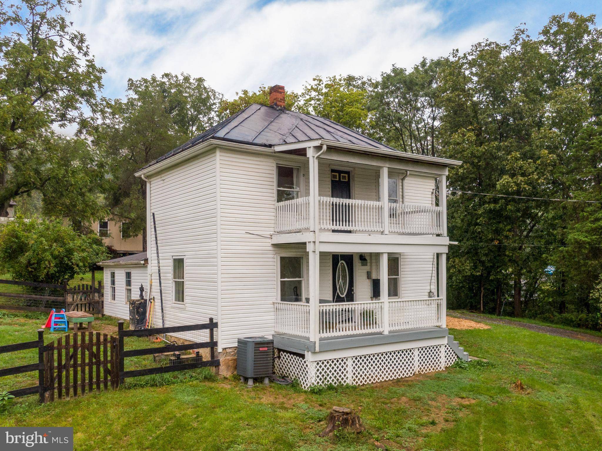 Capon Bridge, WV 26711,36 JASPER LN