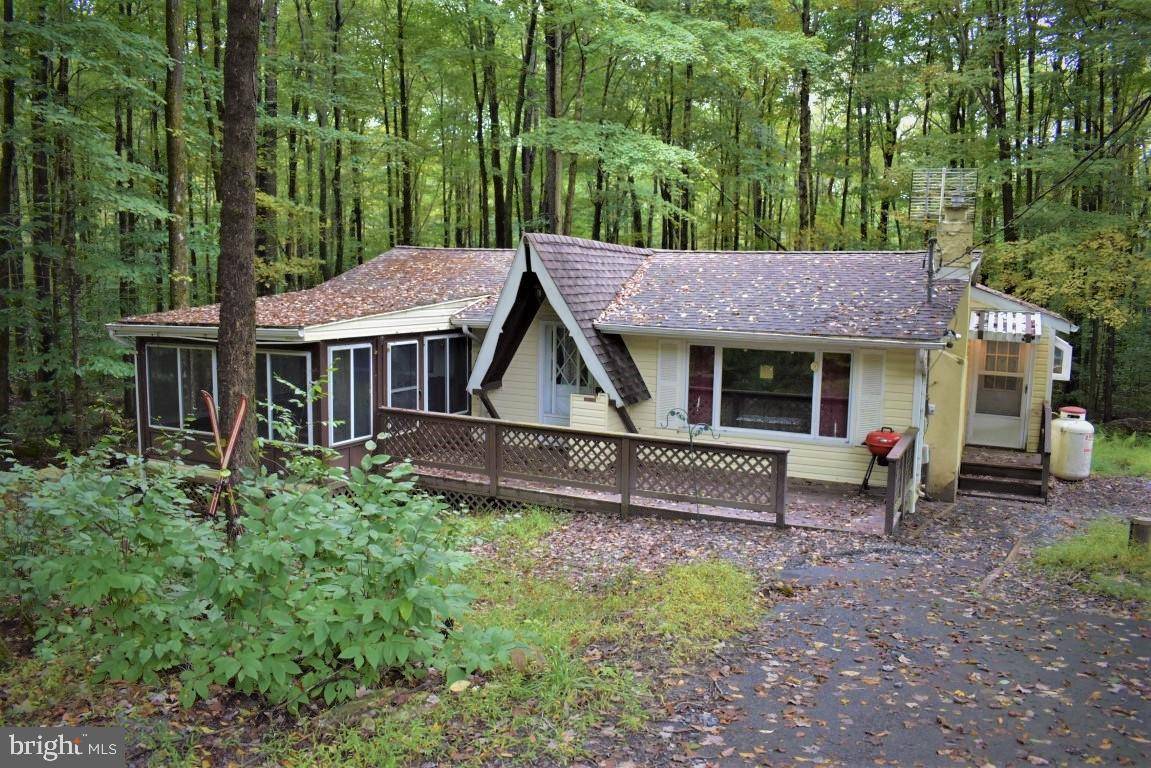 Pocono Lake, PA 18347,153 MINISINK DR