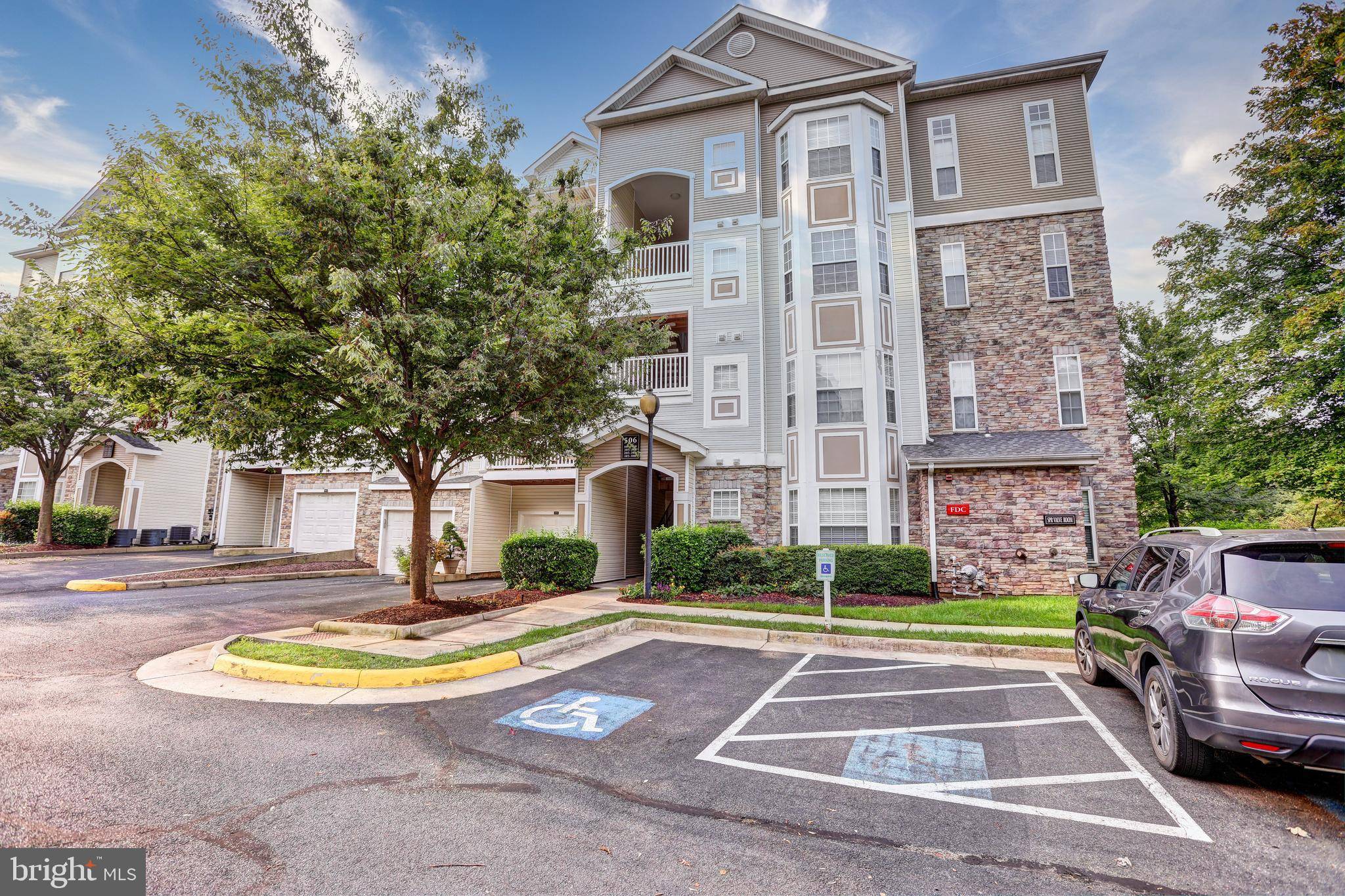 Leesburg, VA 20175,506 SUNSET VIEW TER SE #408