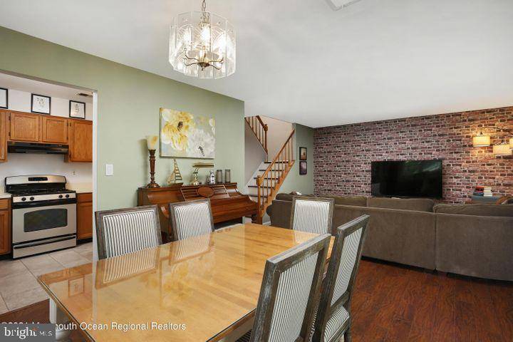 Neptune, NJ 07753,10 S POINTE CIR