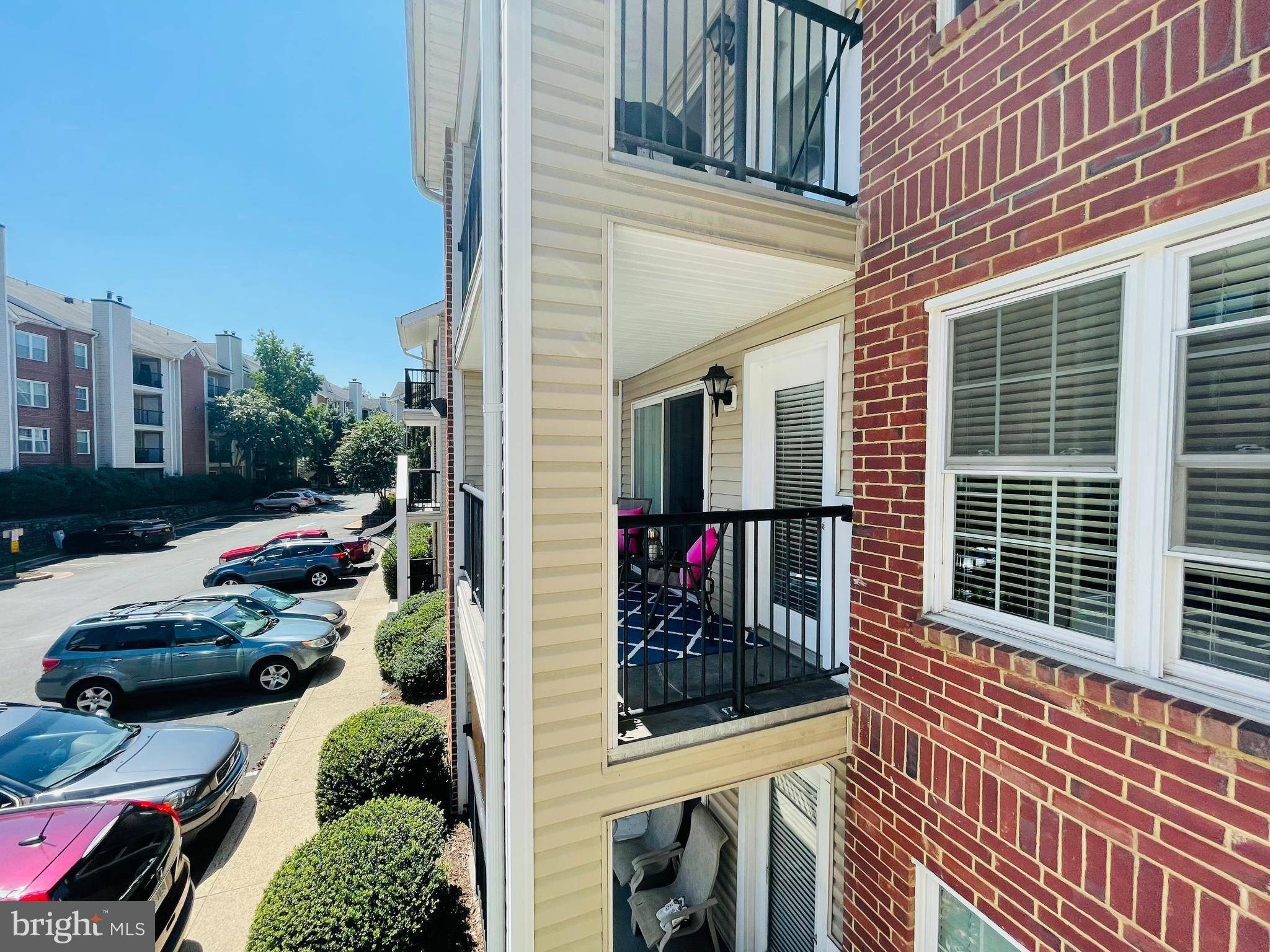 Alexandria, VA 22302,3310 WYNDHAM CIR #212