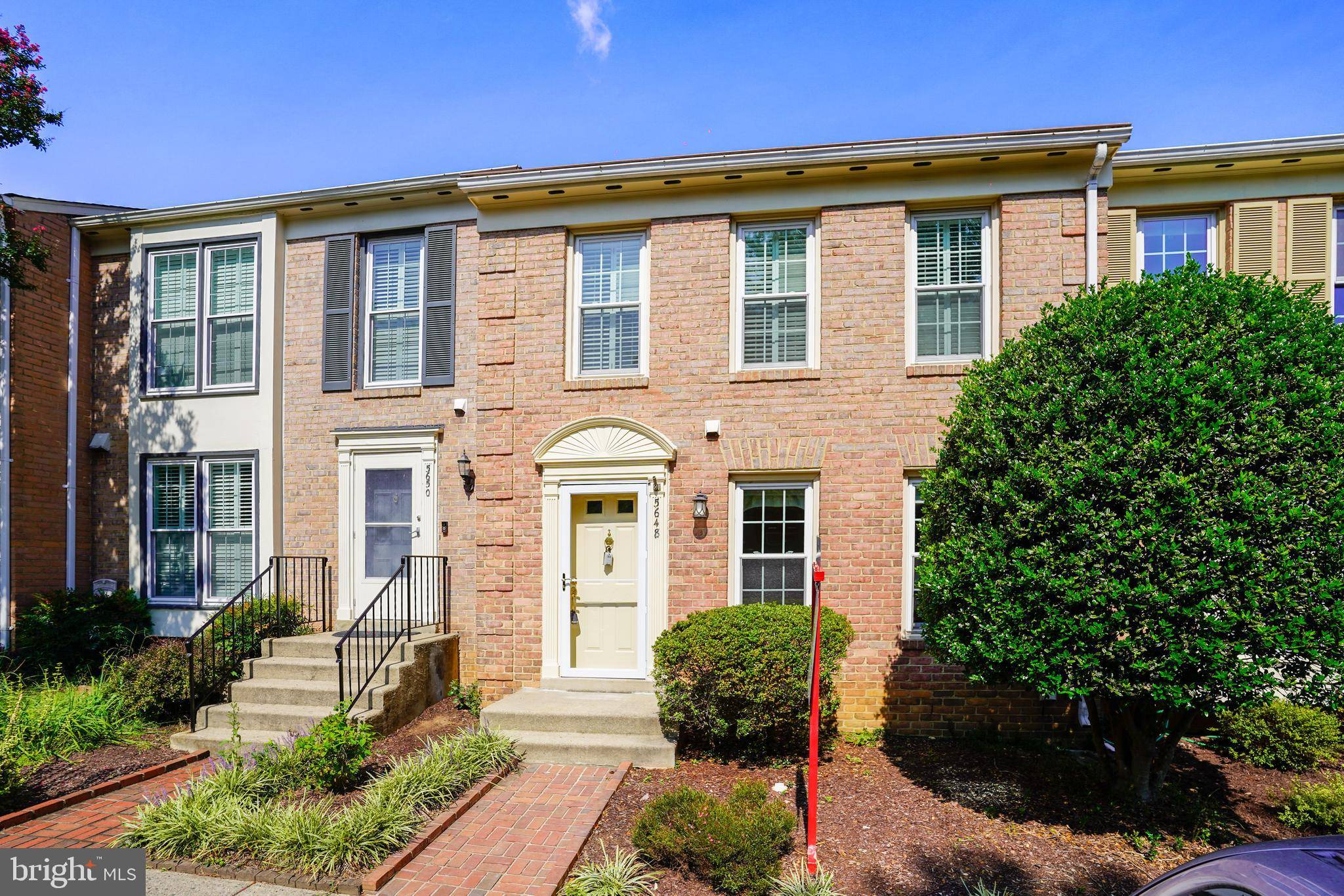 Alexandria, VA 22310,5648 RIDGE VIEW DR