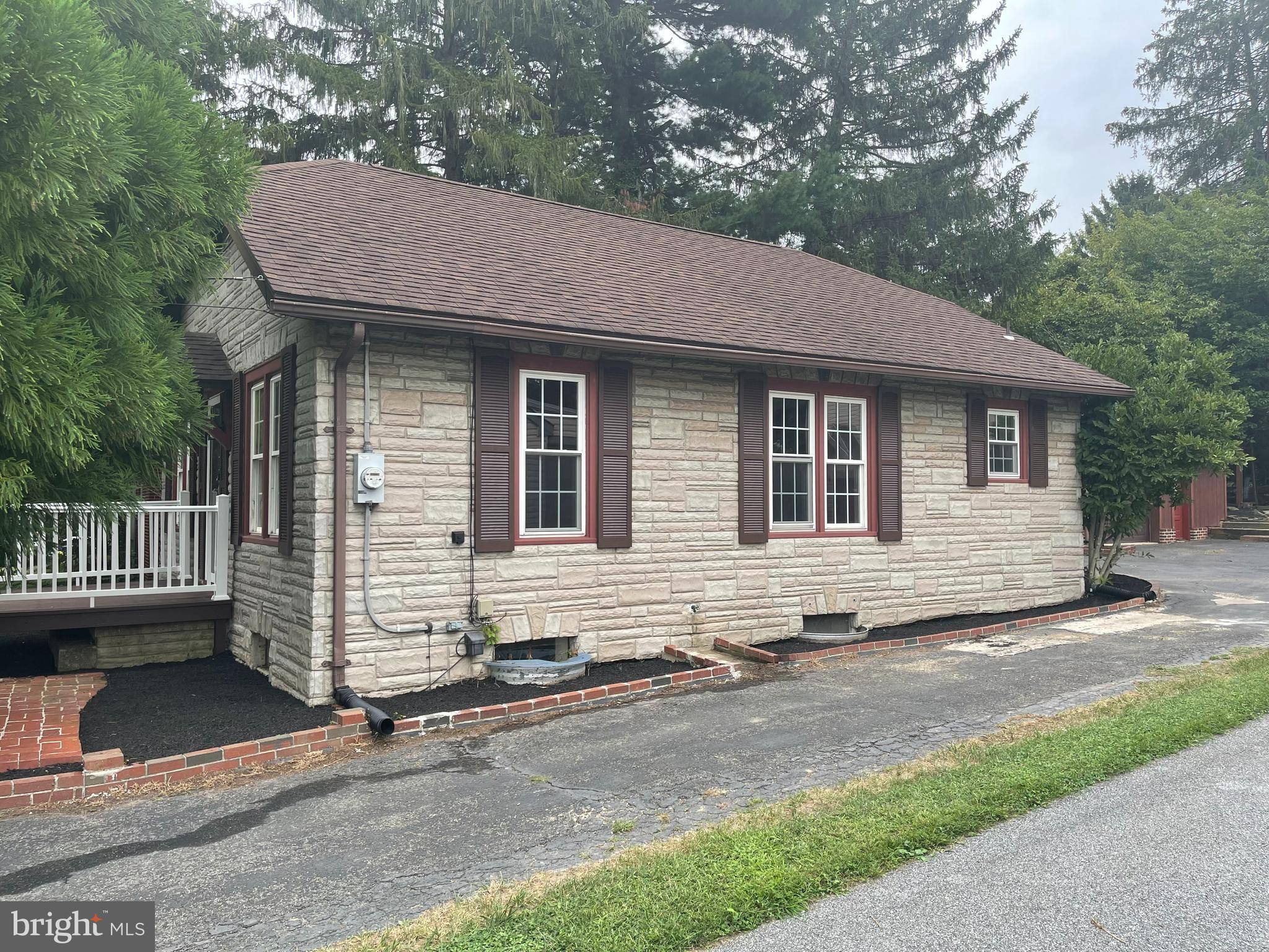 Mountville, PA 17554,166 E NEW ST