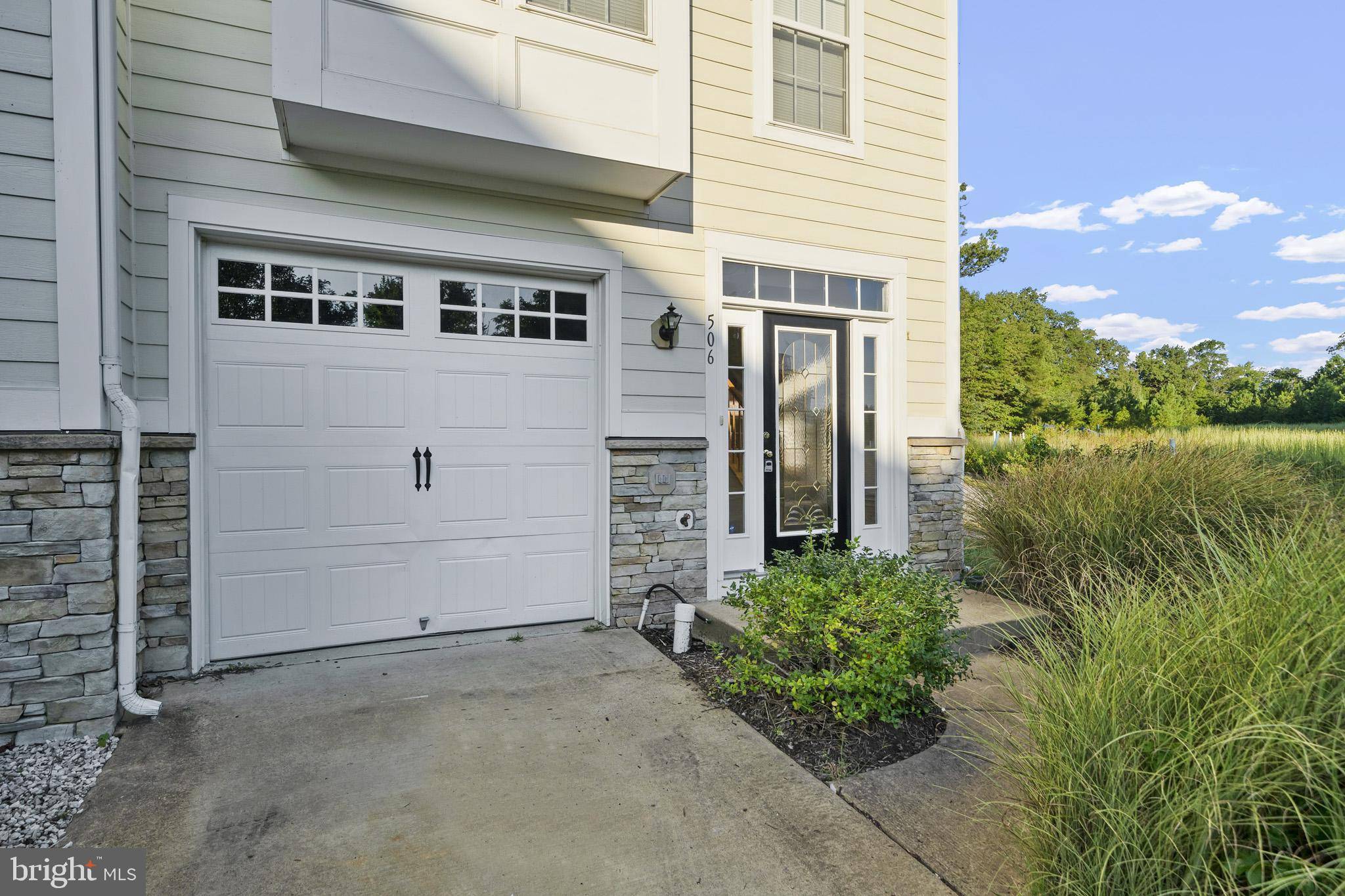 Colonial Beach, VA 22443,506 MONROE POINT DR