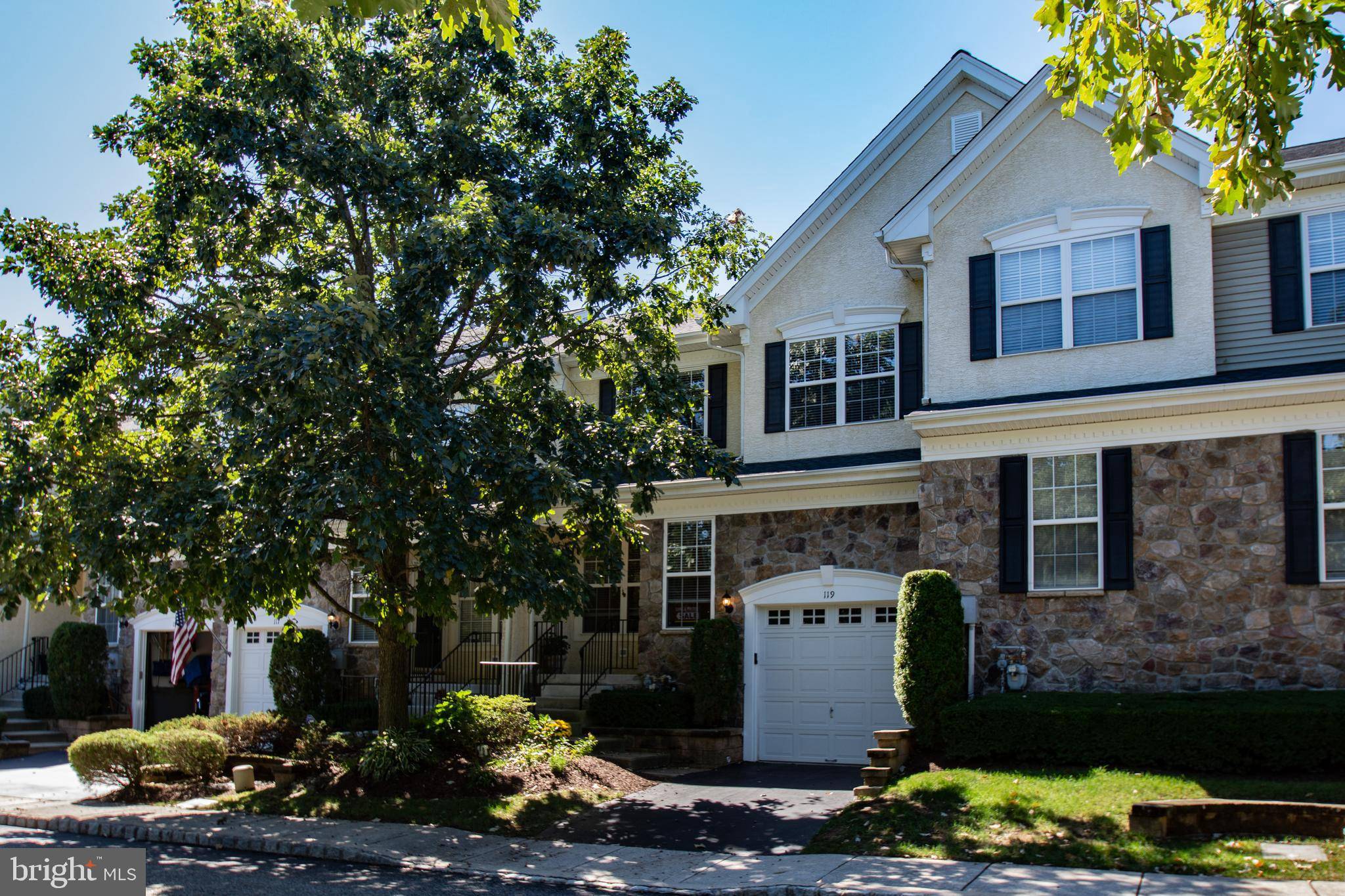 Newtown Square, PA 19073,119 LONGVIEW LN