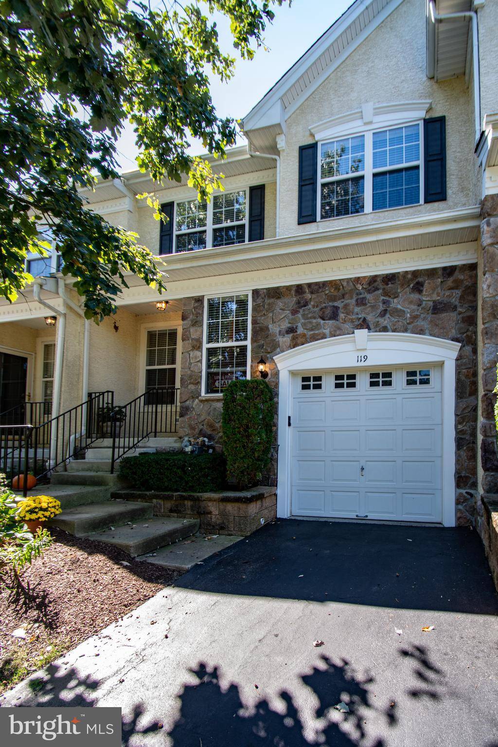 Newtown Square, PA 19073,119 LONGVIEW LN