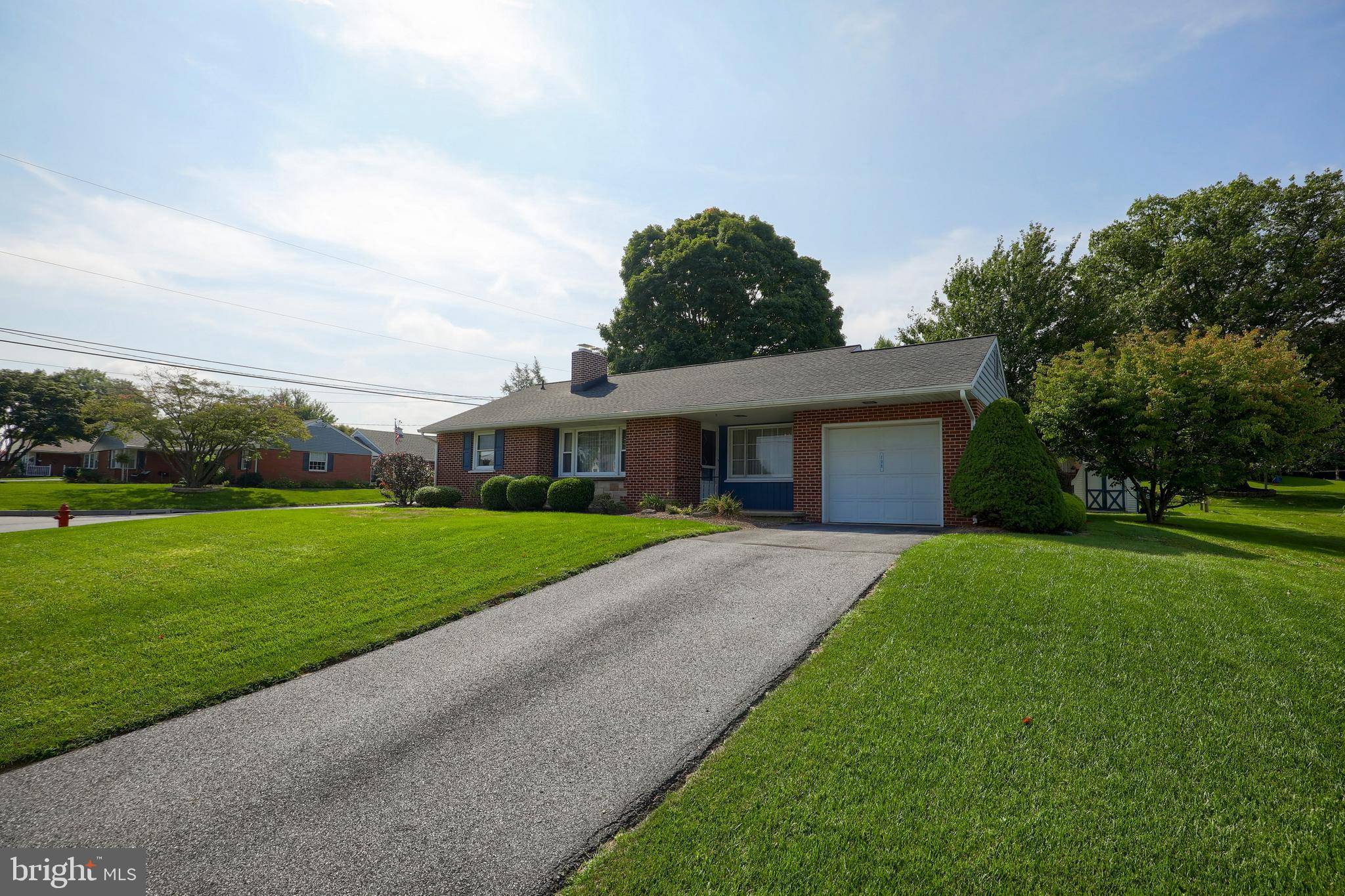 Willow Street, PA 17584,106 LOCUST LN