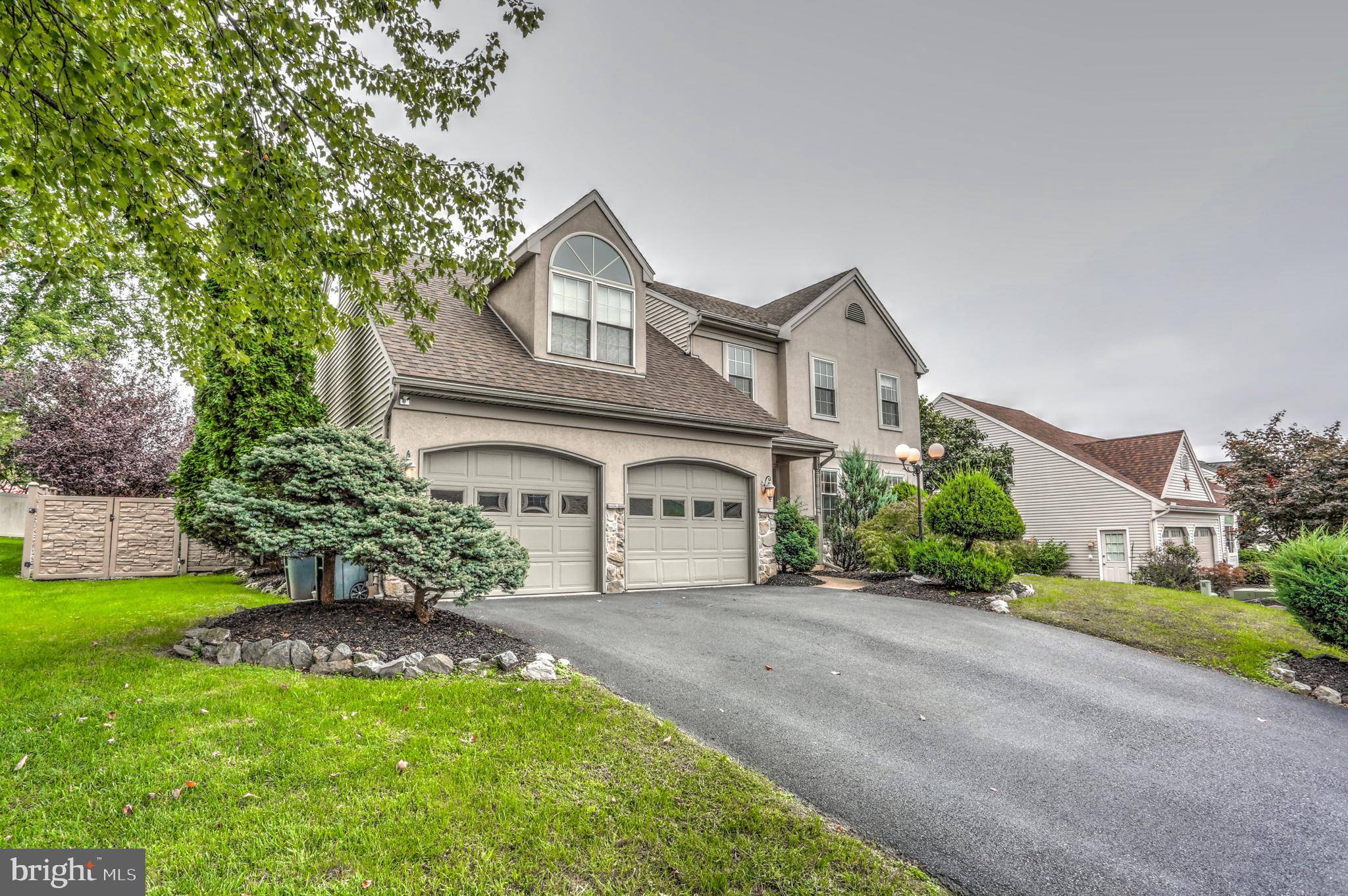 Lancaster, PA 17602,309 OAK THORNE