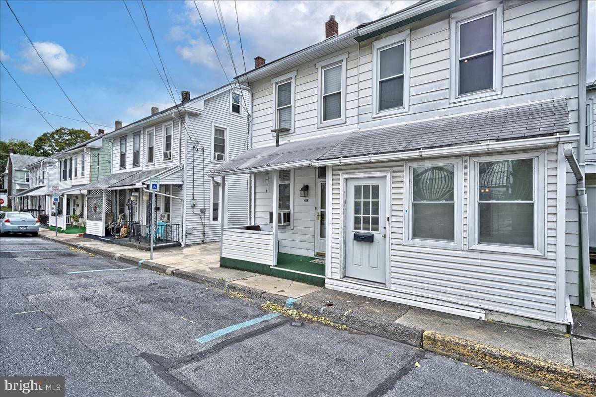 Steelton, PA 17113,414 READING ST