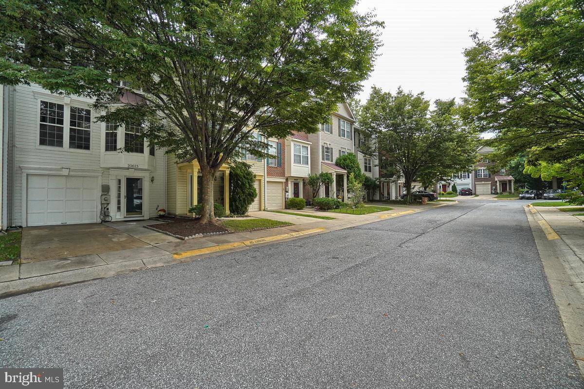 Germantown, MD 20874,20613 DUCK POND PL #607