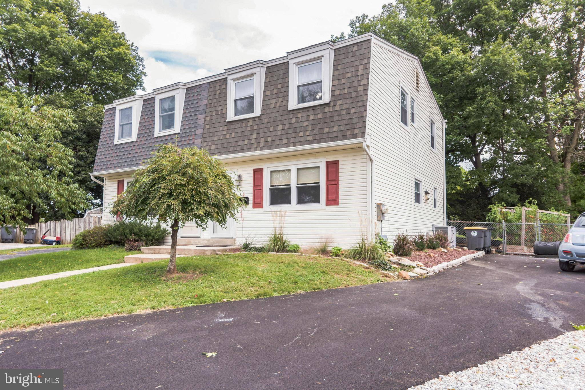 Downingtown, PA 19335,528 GRANT AVE