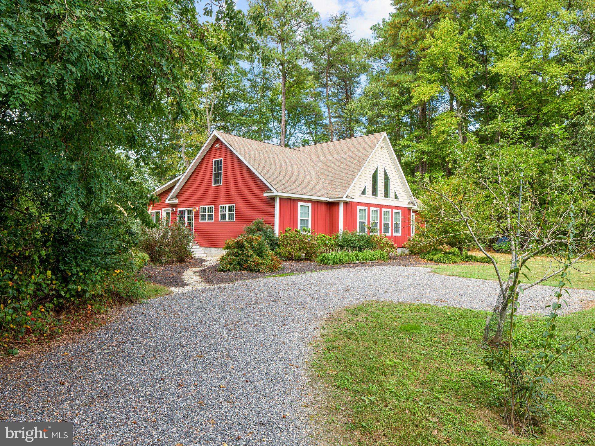 Heathsville, VA 22473,290 LOCH LANE