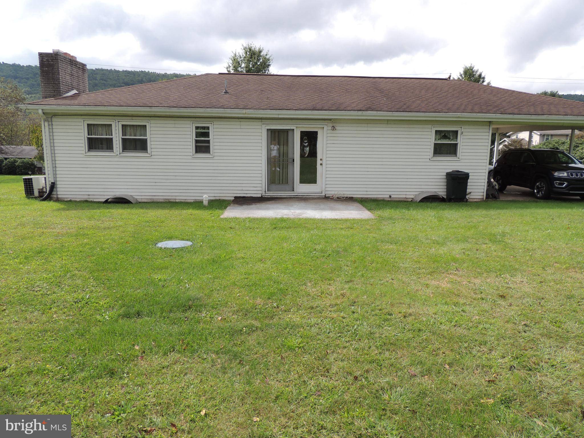 Lykens, PA 17048,824 POTTSVILLE ST