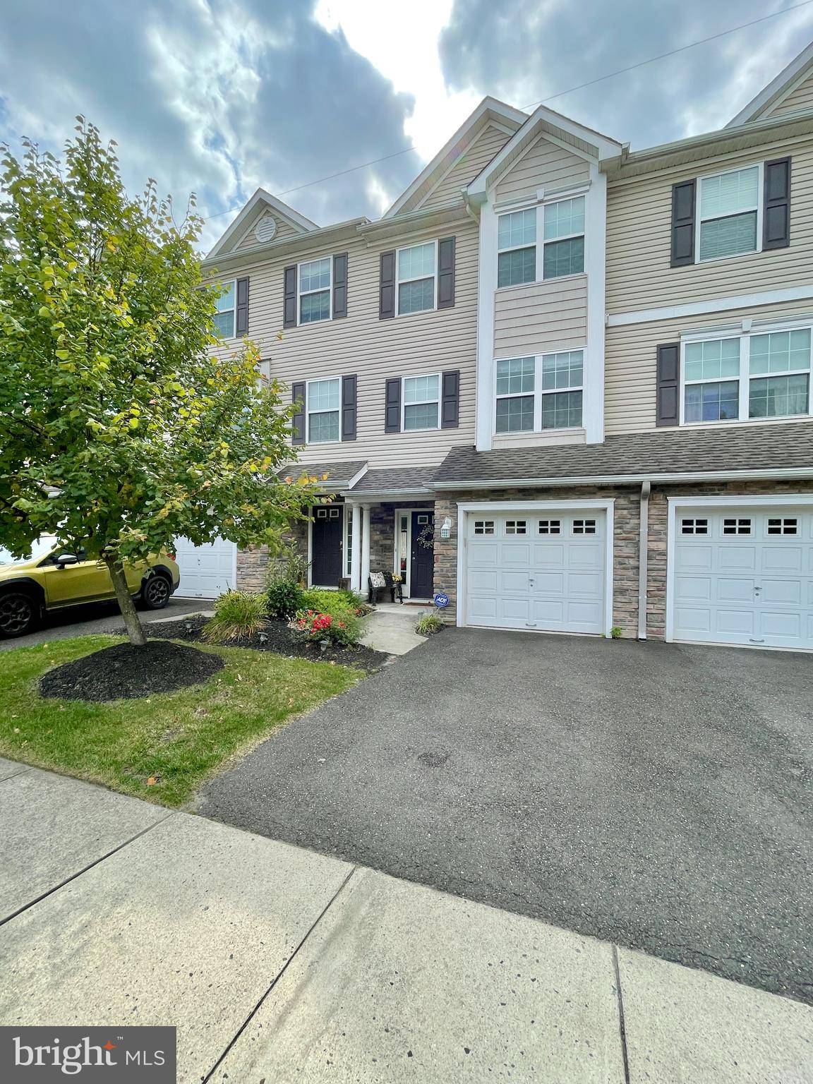 Mount Ephraim, NJ 08059,26 LUMBER LN