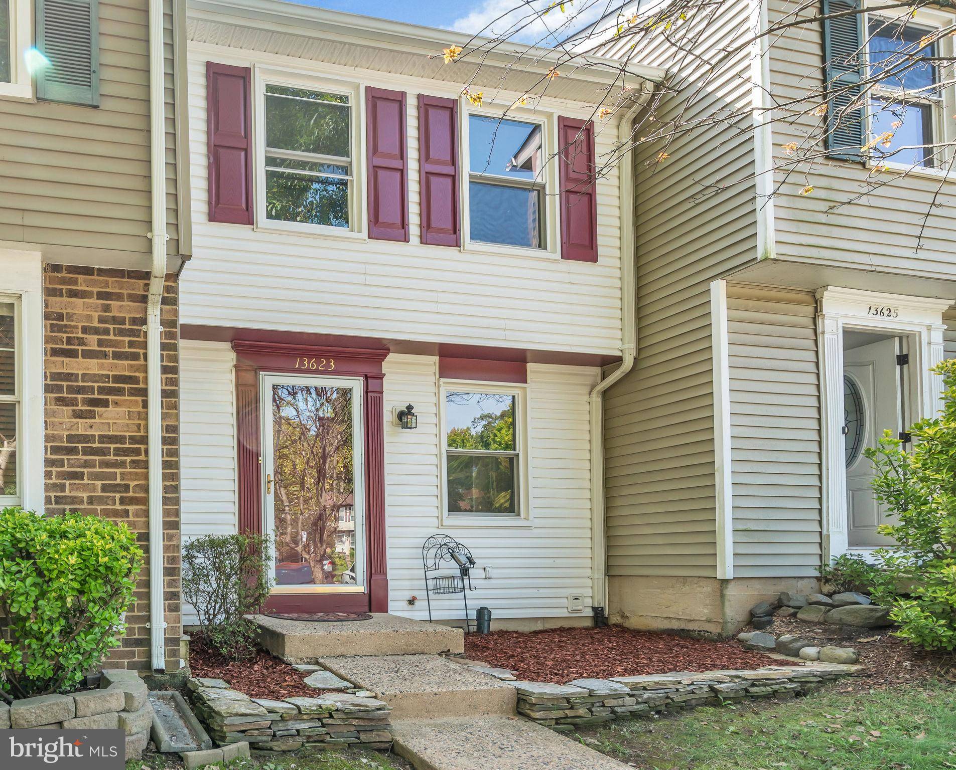 Centreville, VA 20121,13623 FOREST POND CT