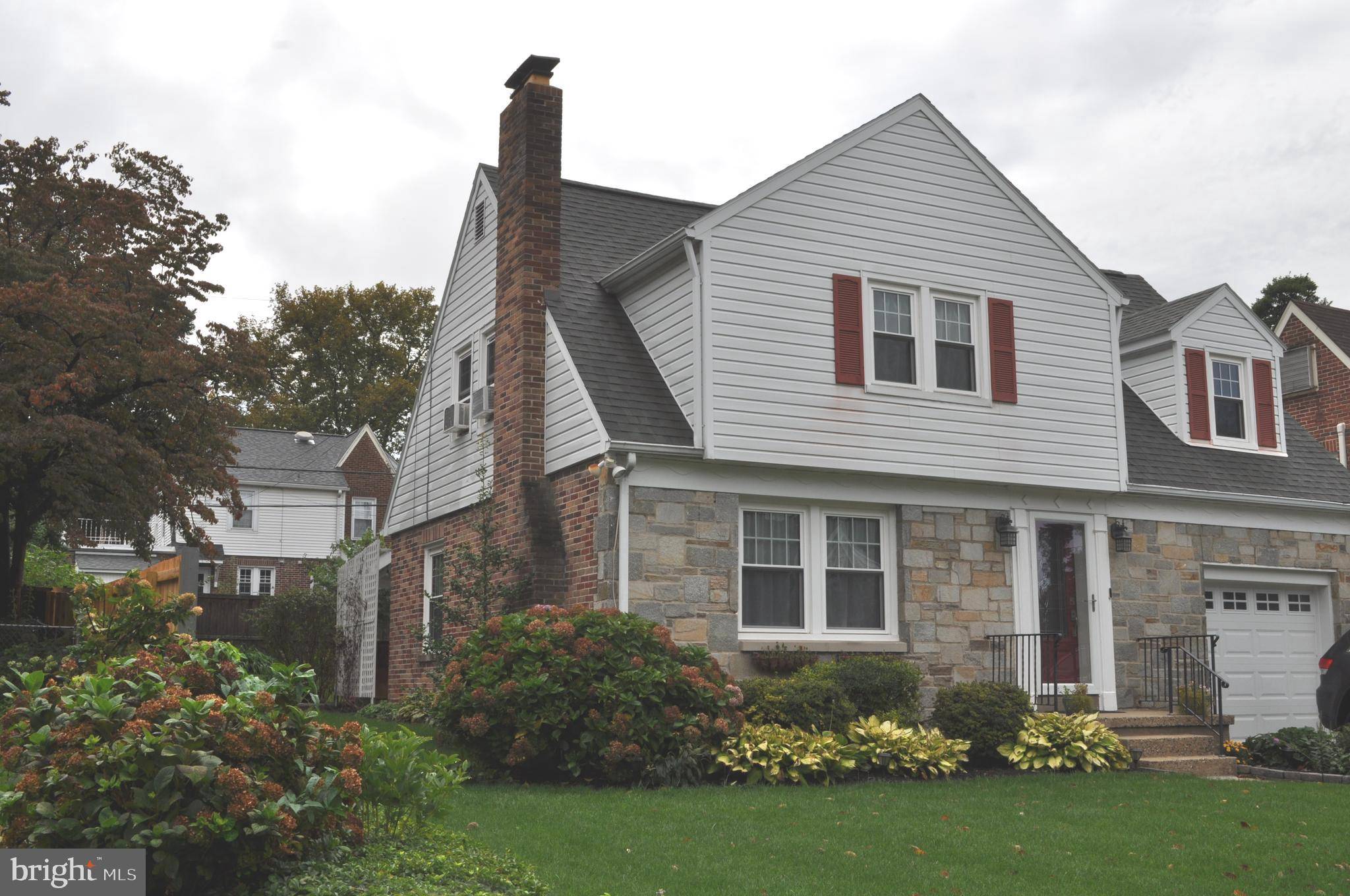 York, PA 17403,314 OLD GARDEN LN