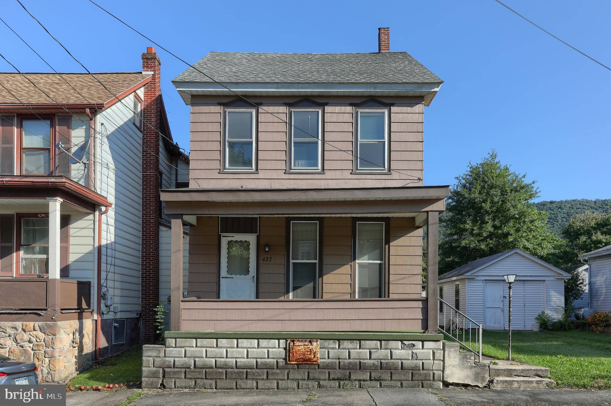 Williamstown, PA 17098,427 JULIAN ST