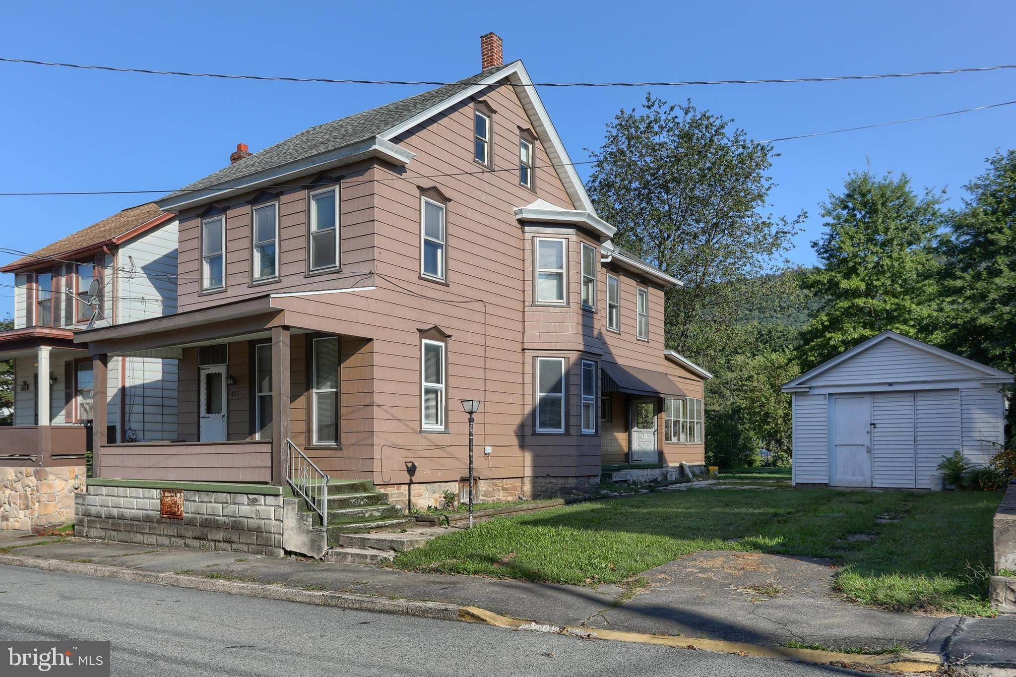 Williamstown, PA 17098,427 JULIAN ST