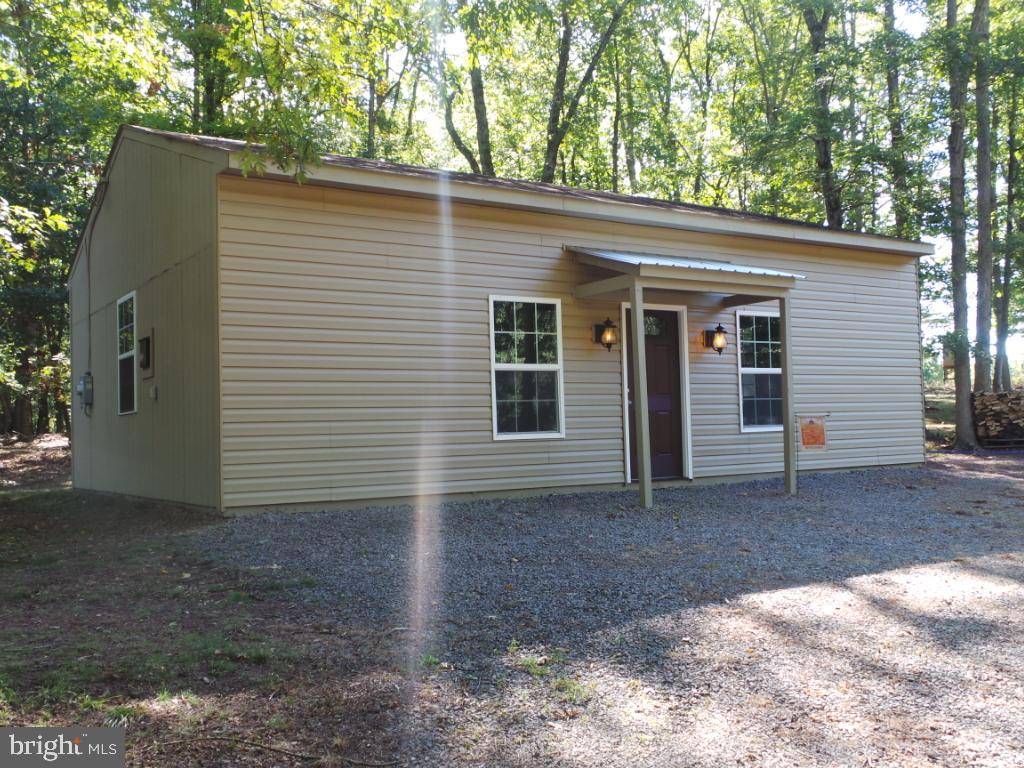 Berkeley Springs, WV 25411,200 PONDS CT