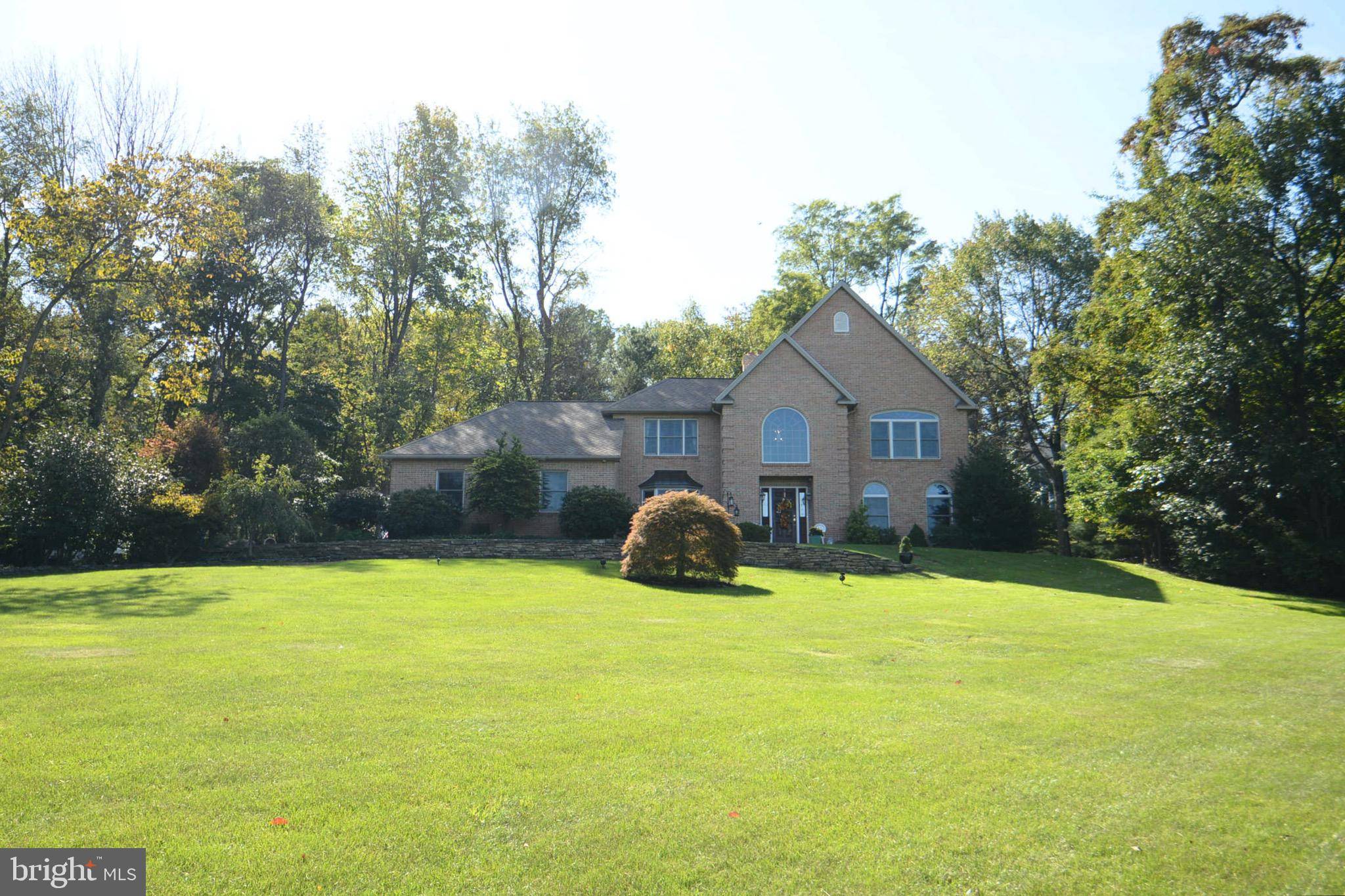 Hellertown, PA 18055,1695 EDWARD DR