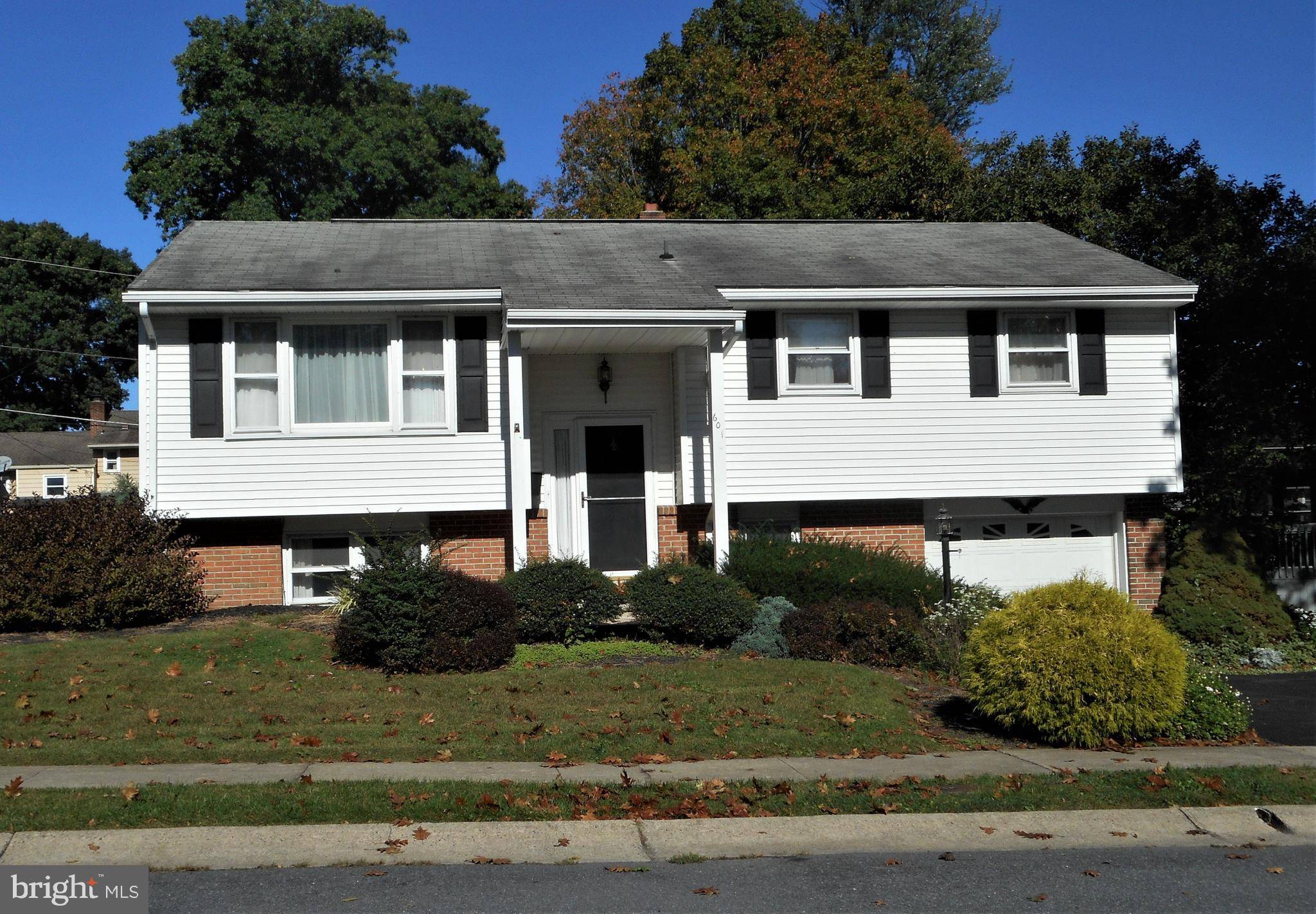 Reading, PA 19609,601 AMHERST AVE