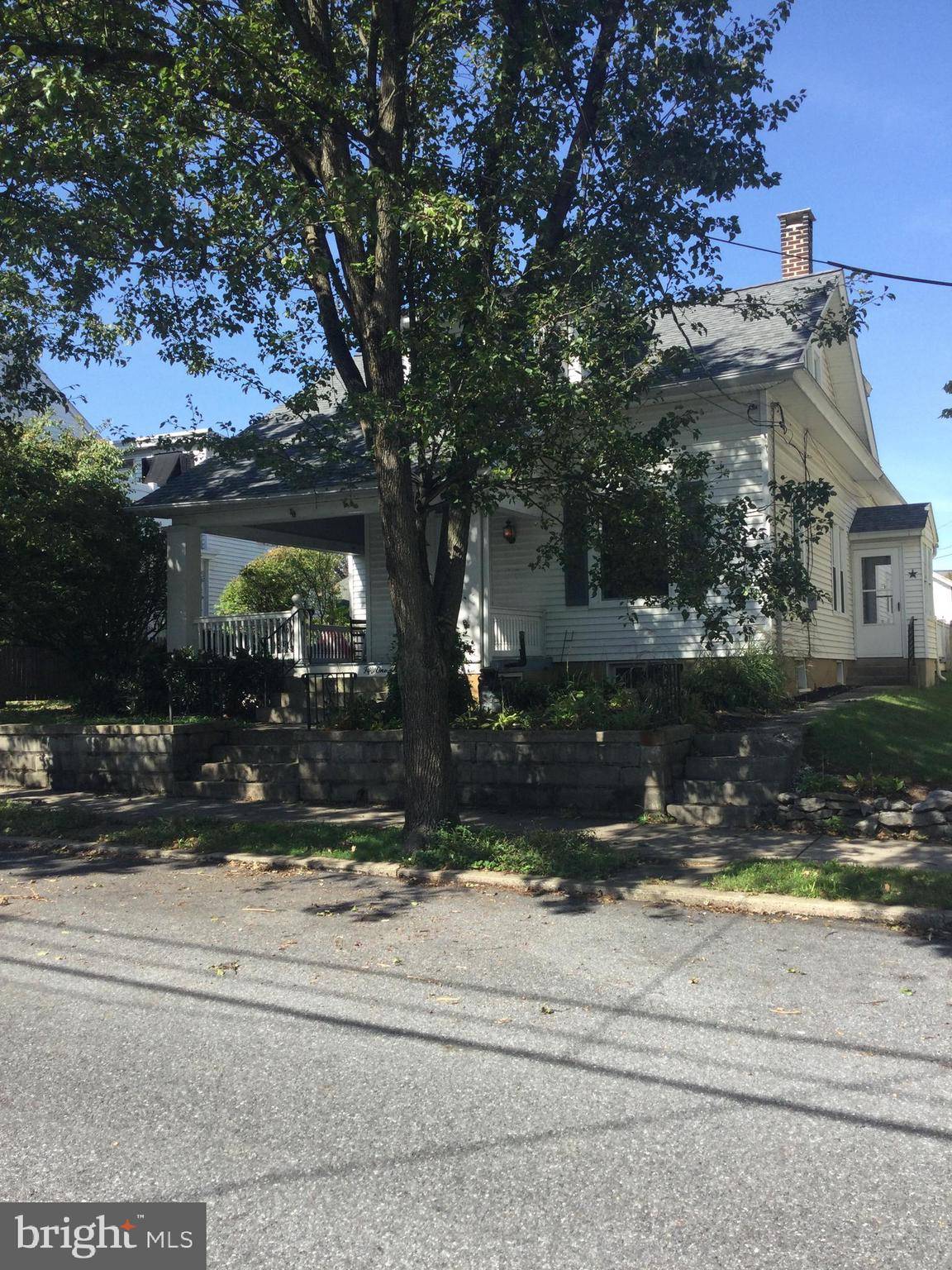 Lititz, PA 17543,51 FRONT ST