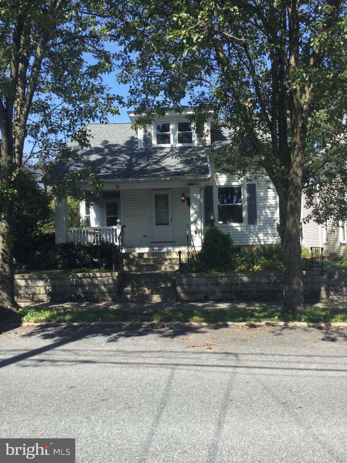 Lititz, PA 17543,51 FRONT ST