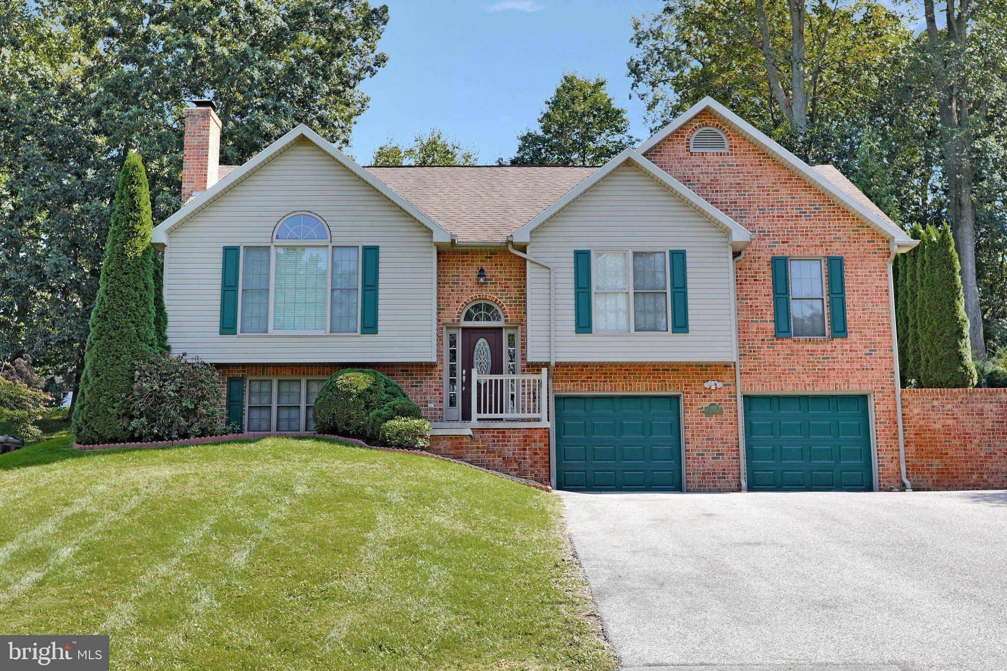 Fayetteville, PA 17222,6138 GREENBRIAR DR