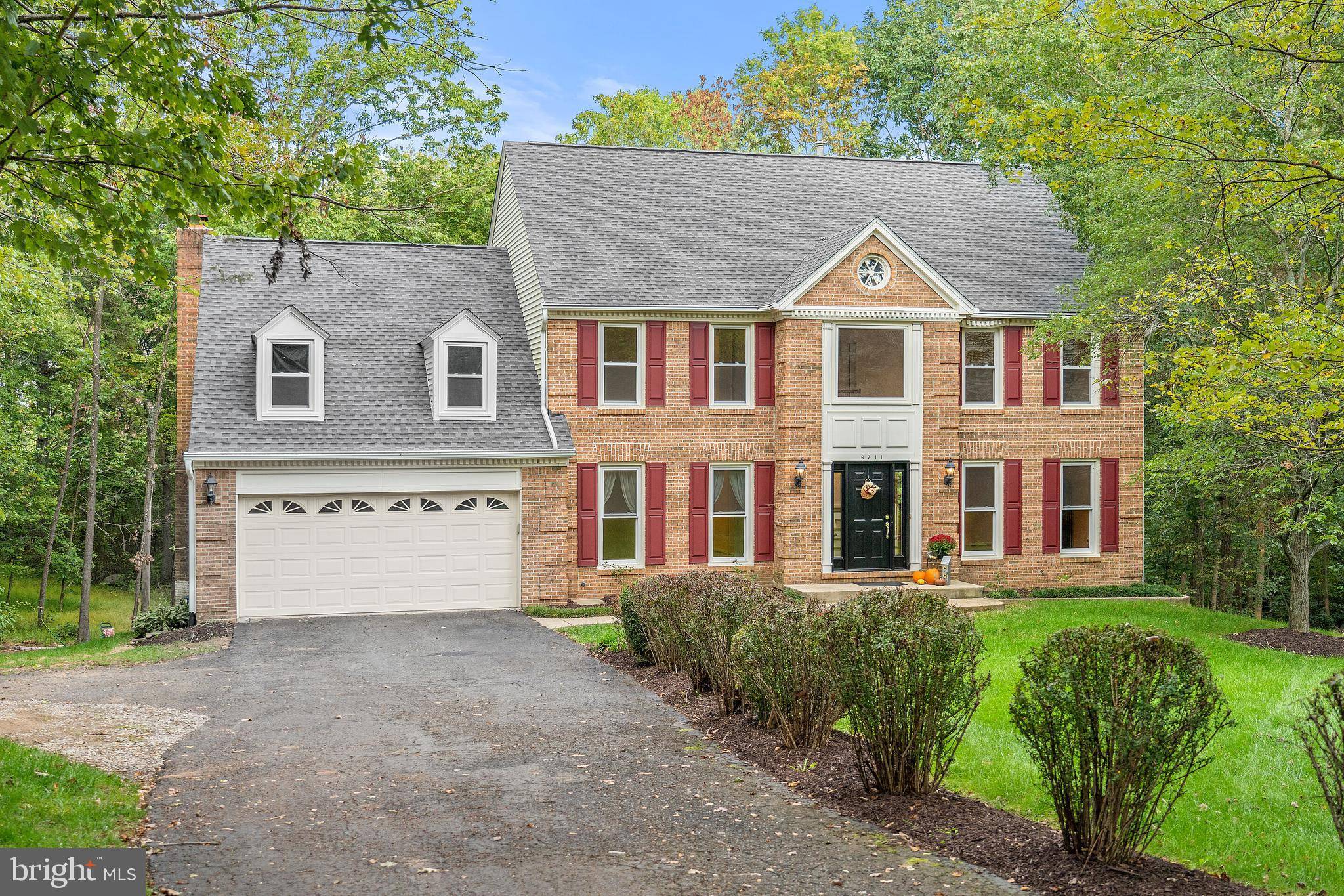 Centreville, VA 20121,6711 JADE POST LN