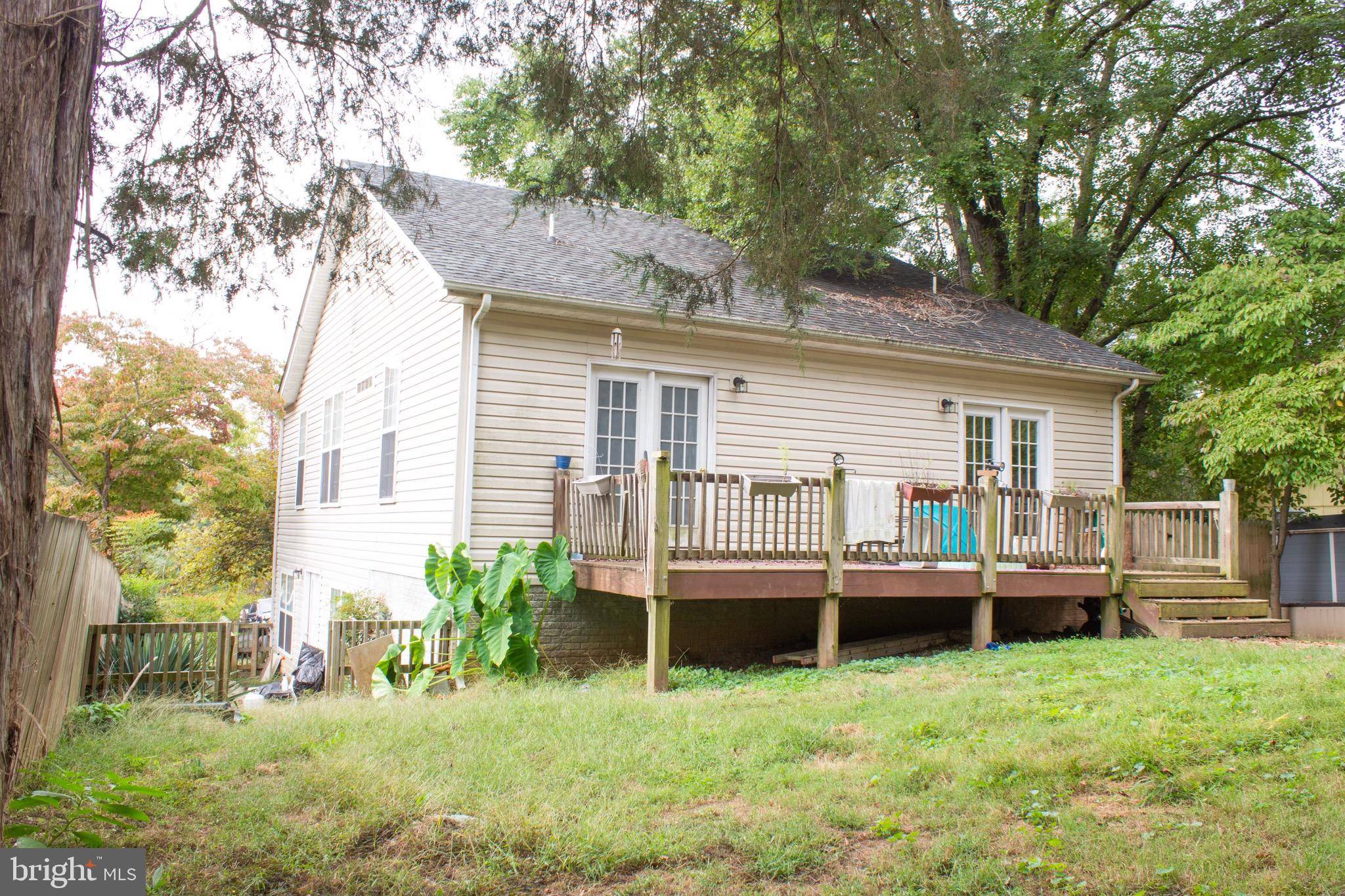 Louisa, VA 23093,32 LAKEVIEW CIR