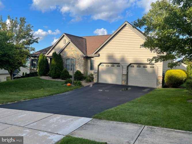 York, PA 17402,671 MOUNTAIN LAUREL LN