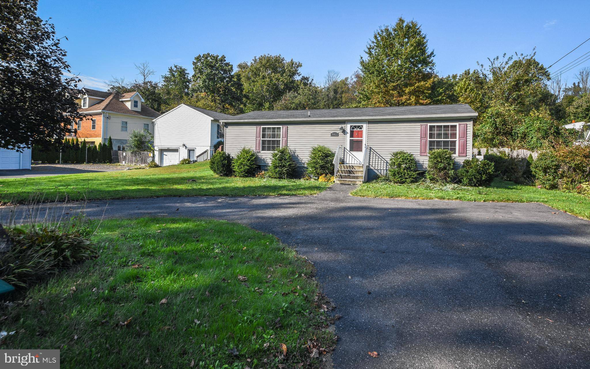 Langhorne, PA 19047,940 W LINCOLN HWY