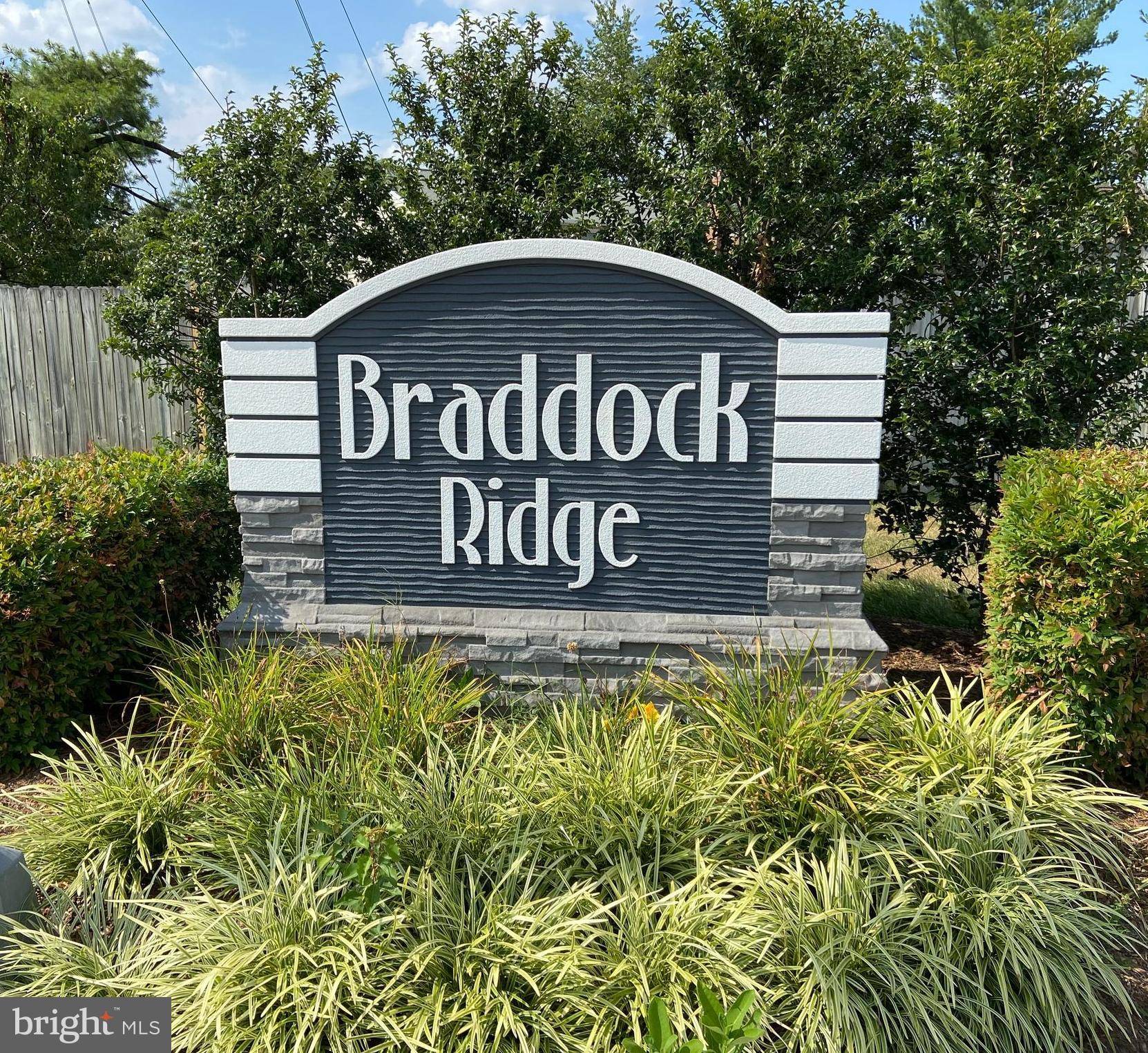 Centreville, VA 20120,5480 BRADDOCK RIDGE DR