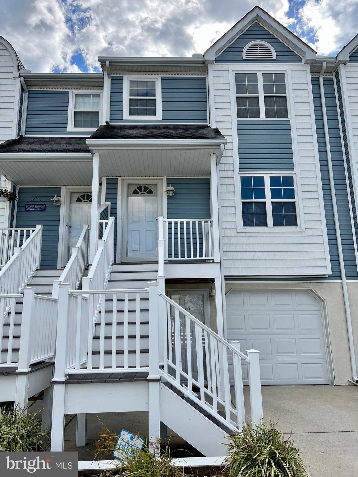 Ocean View, DE 19970,38249 YACHT BASIN RD #18