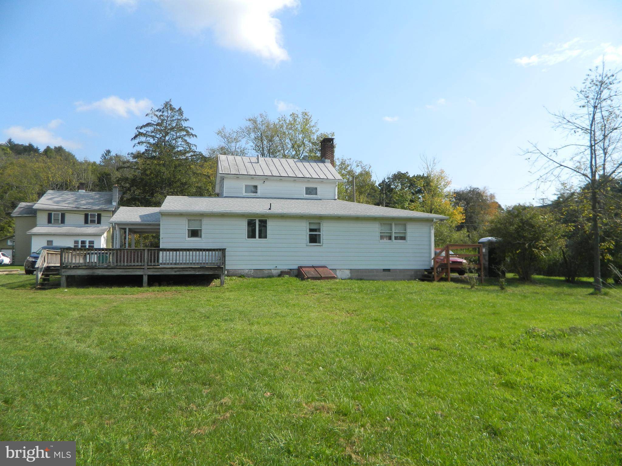 Hegins, PA 17938,980-982 E MOUNTAIN RD