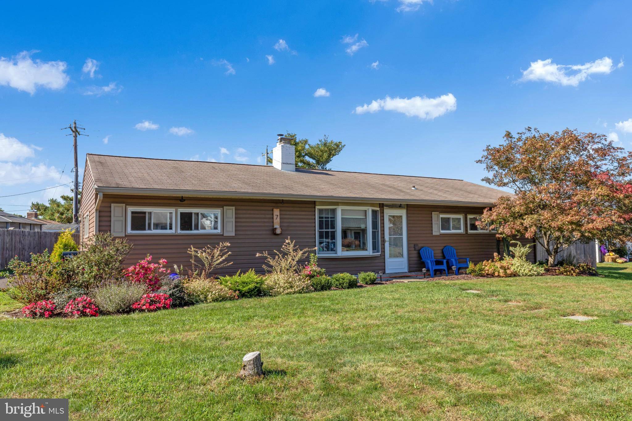 Levittown, PA 19054,7 PLEASANT LN