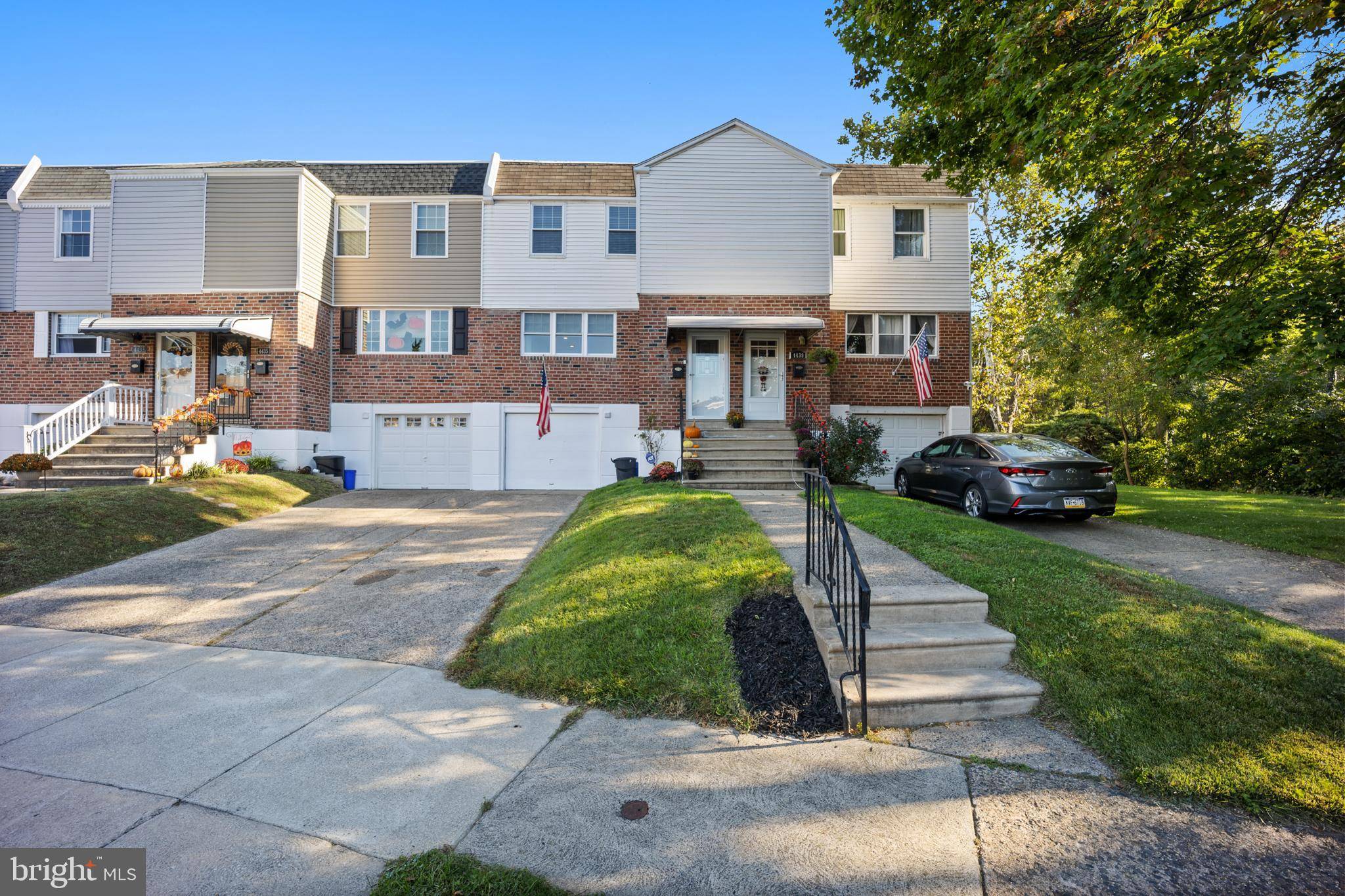 Philadelphia, PA 19154,4437 DEERPATH LN