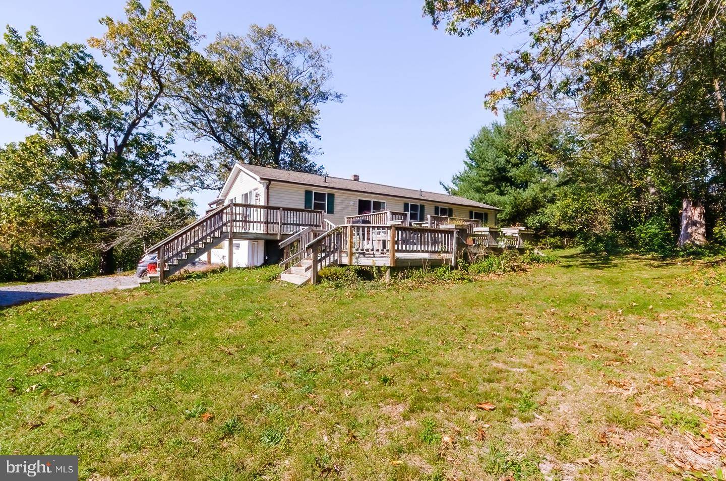 Hedgesville, WV 25427,110 POTATO HILL ST