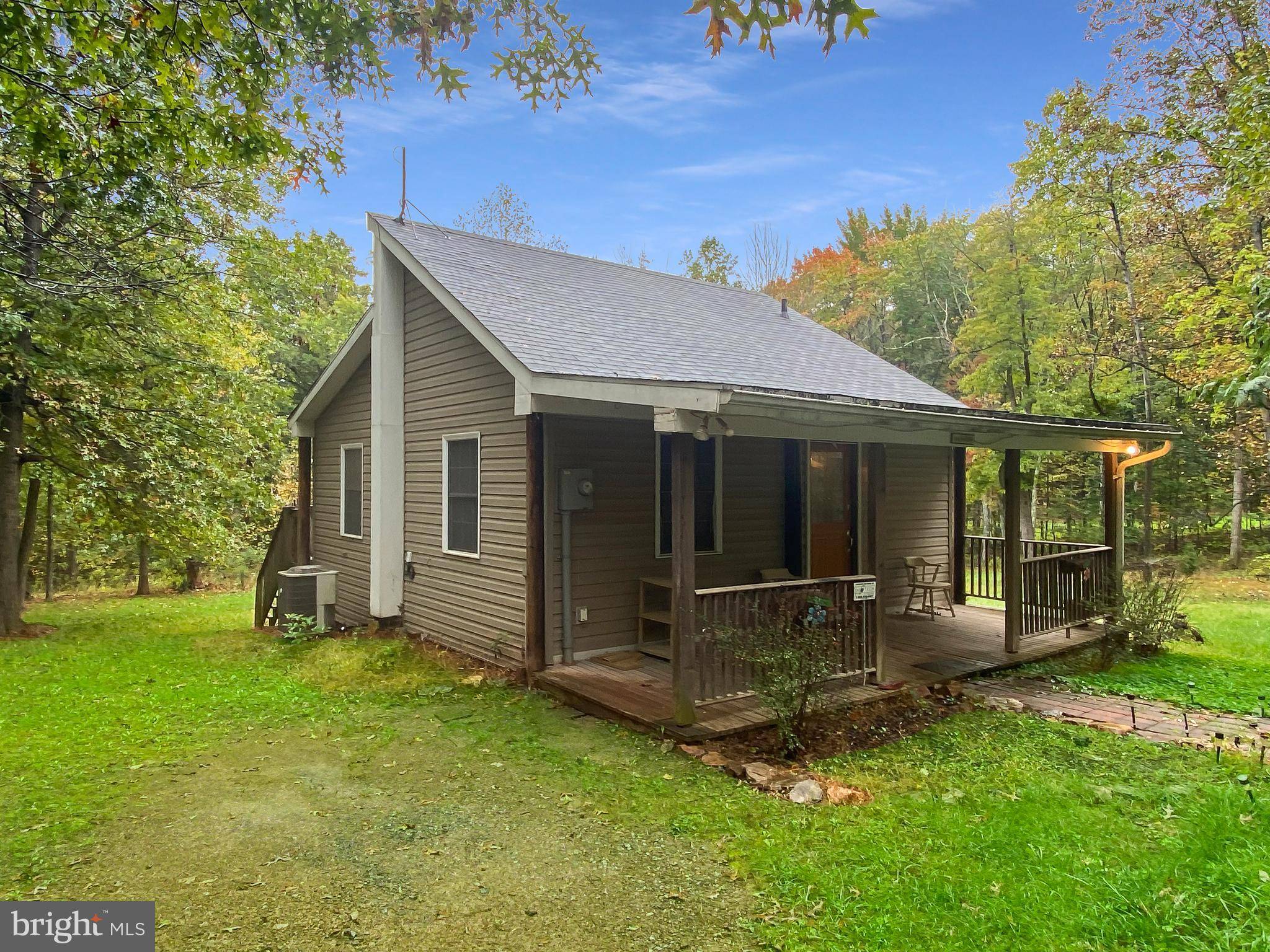 Hedgesville, WV 25427,1217 HAYMAKER RD