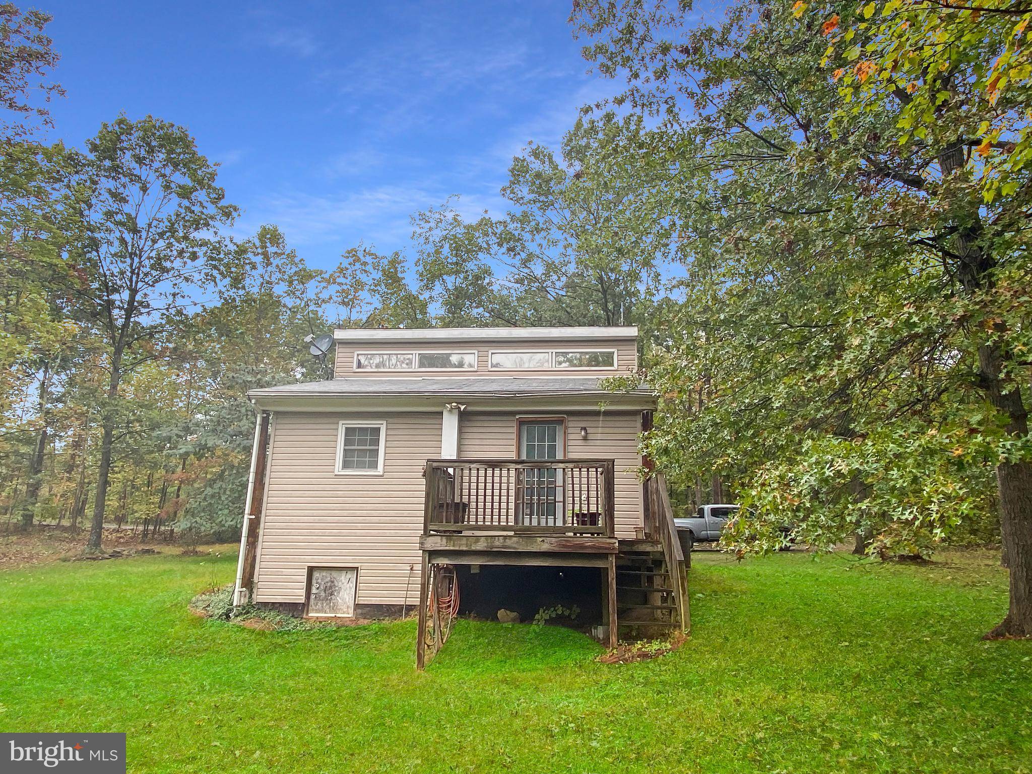 Hedgesville, WV 25427,1217 HAYMAKER RD