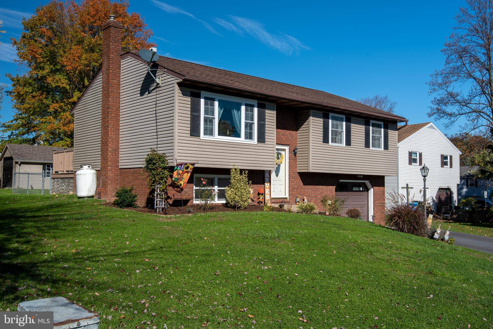 Columbia, PA 17512,2636 HEMLOCK DR