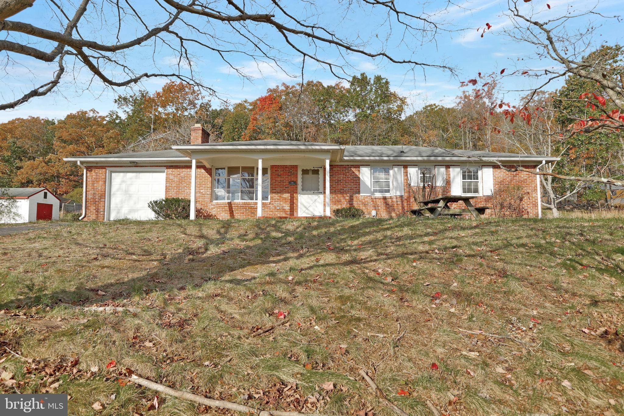 Berkeley Springs, WV 25411,74 PAINTED MEADOW LN