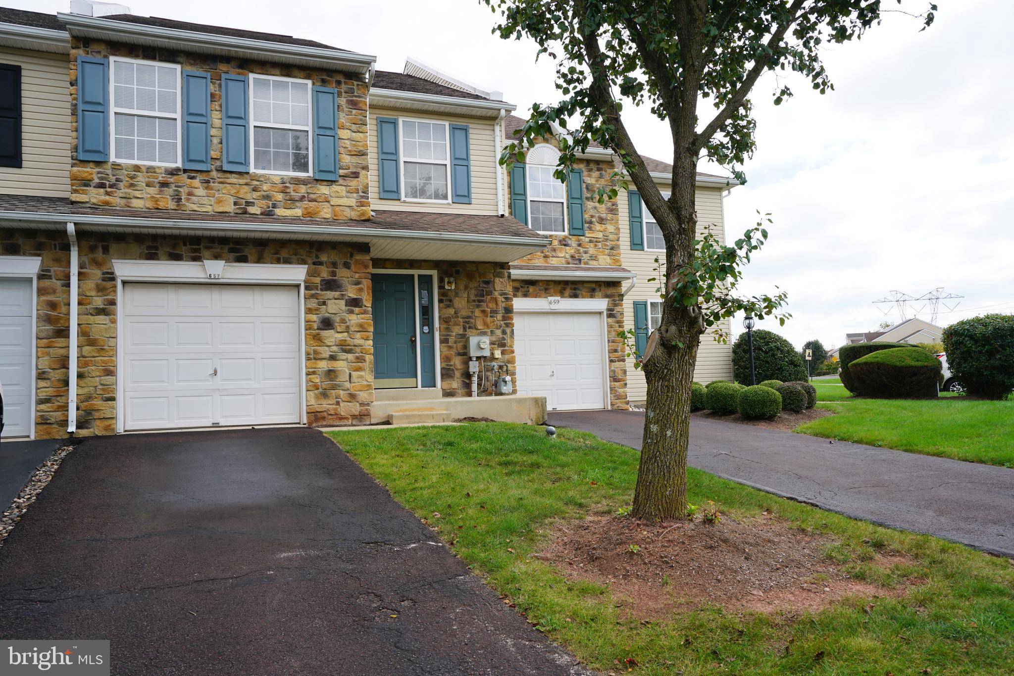 Harleysville, PA 19438,657 CHADBOURNE CT