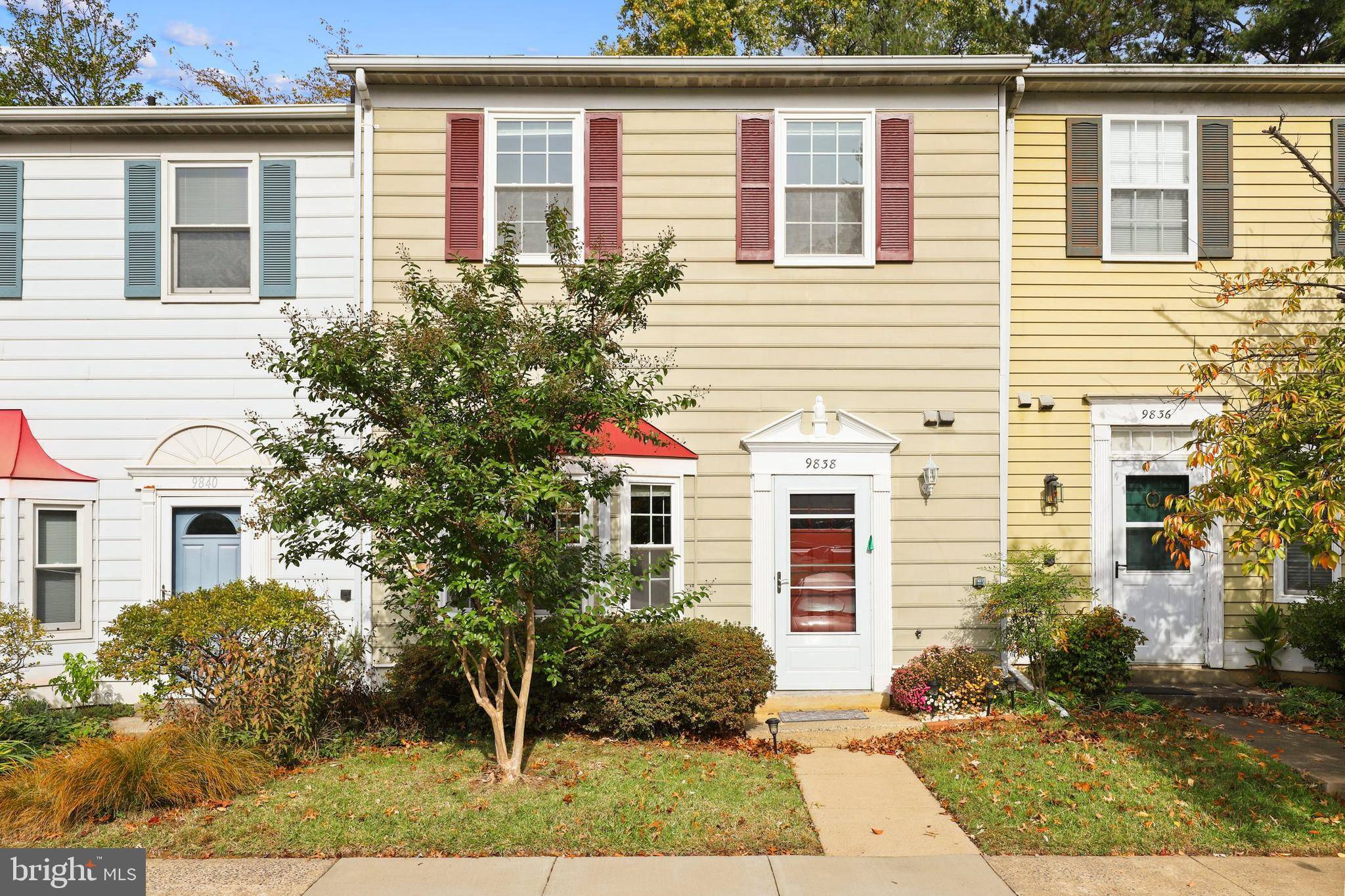 Vienna, VA 22181,9838 OAKDALE WOODS CT