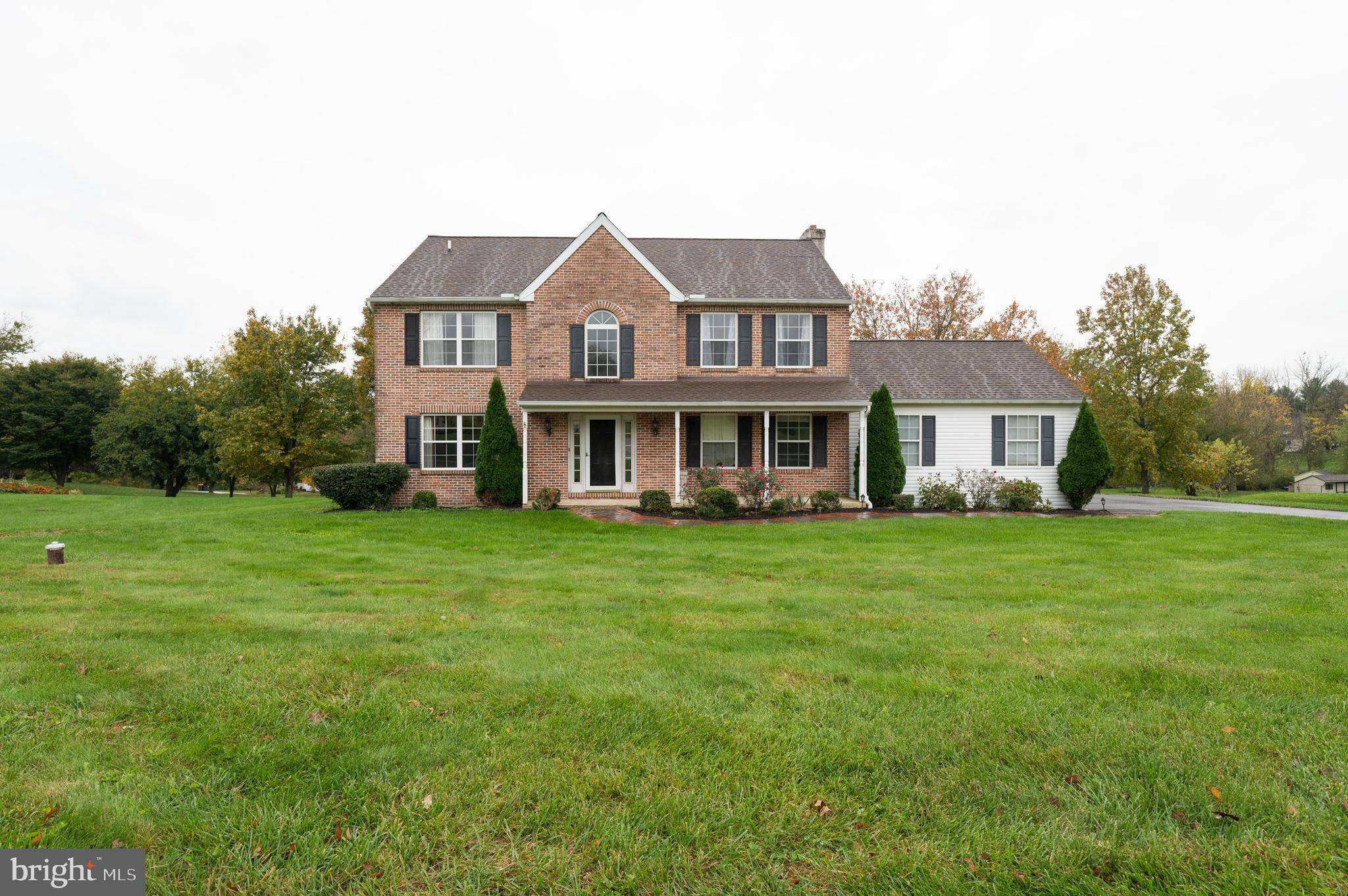 West Grove, PA 19390,12 E HUNTER CREEK LN